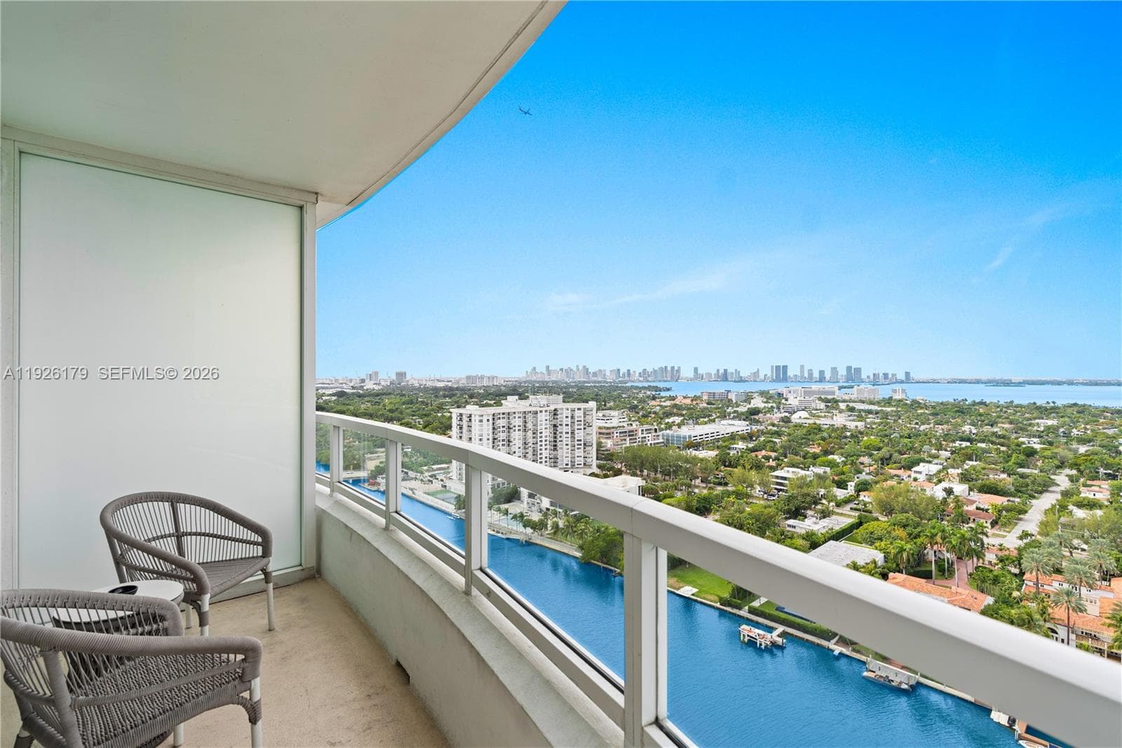 4401 Collins Ave # 2517, Miami Beach FL 33140 — 11