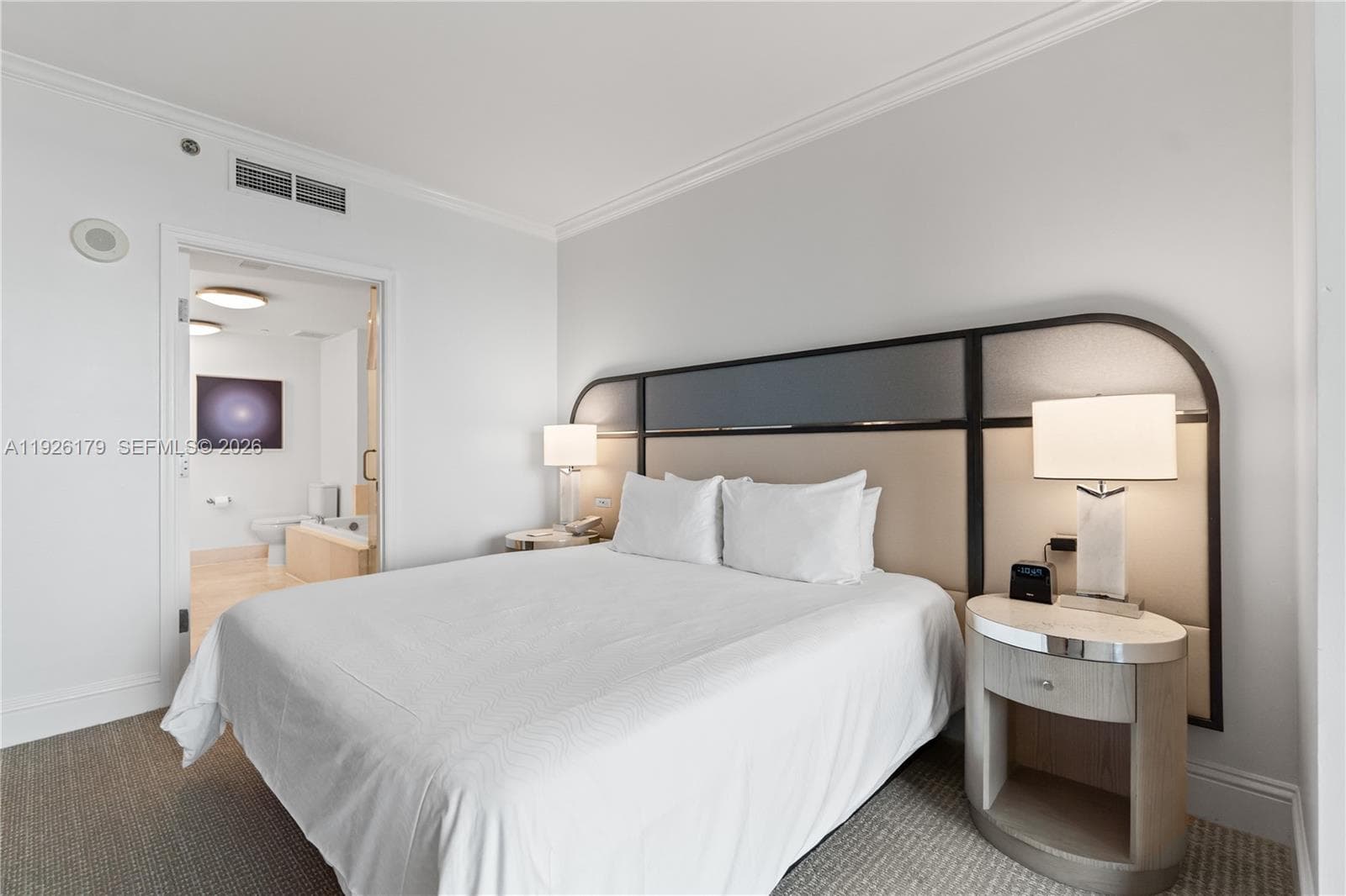 4401 Collins Ave # 2517, Miami Beach FL 33140 — 8