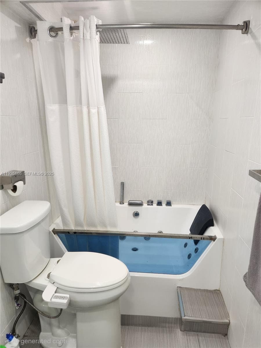 2801 NE 183rd St # 310W, Aventura FL 33160 — 15