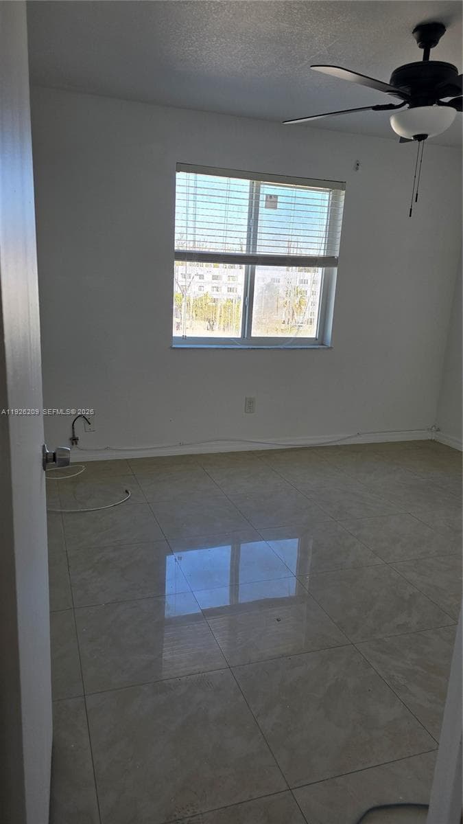 14830 Naranja Lakes Blvd, Homestead FL 33032 — 10