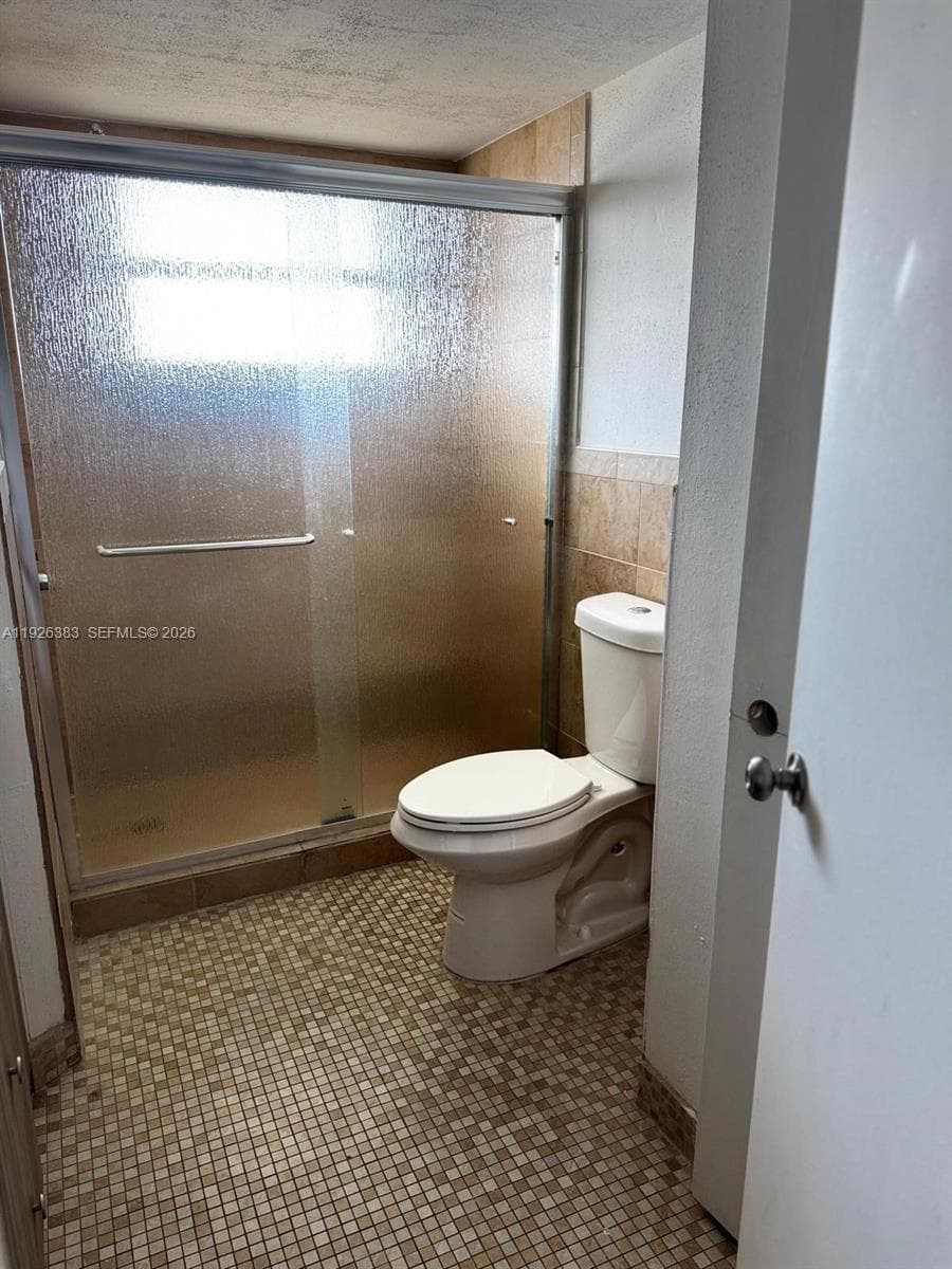 1770 NE 191st St # 1, Miami FL 33179 — 5