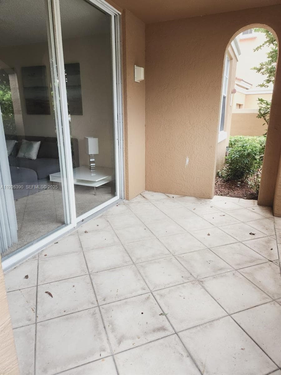 19655 E Country Club Dr # 6107, Aventura FL 33180 — 19