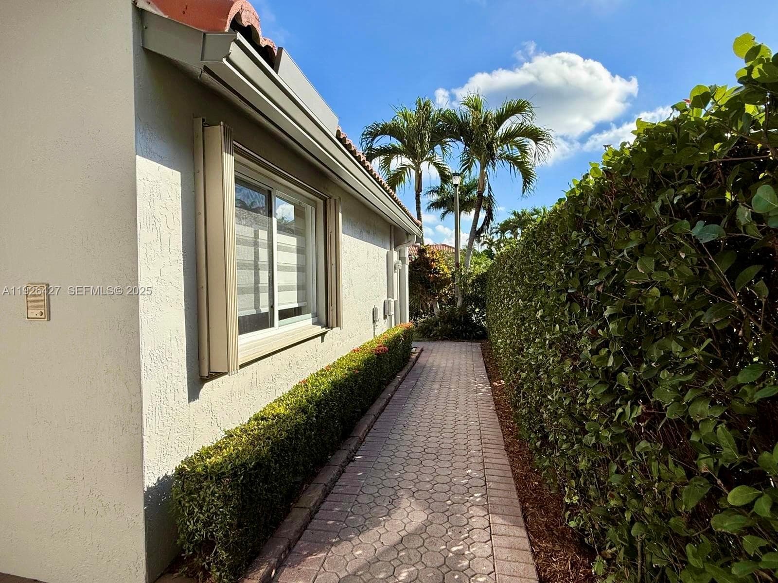 5072 NW 115th Ct, Doral FL 33178 — 3