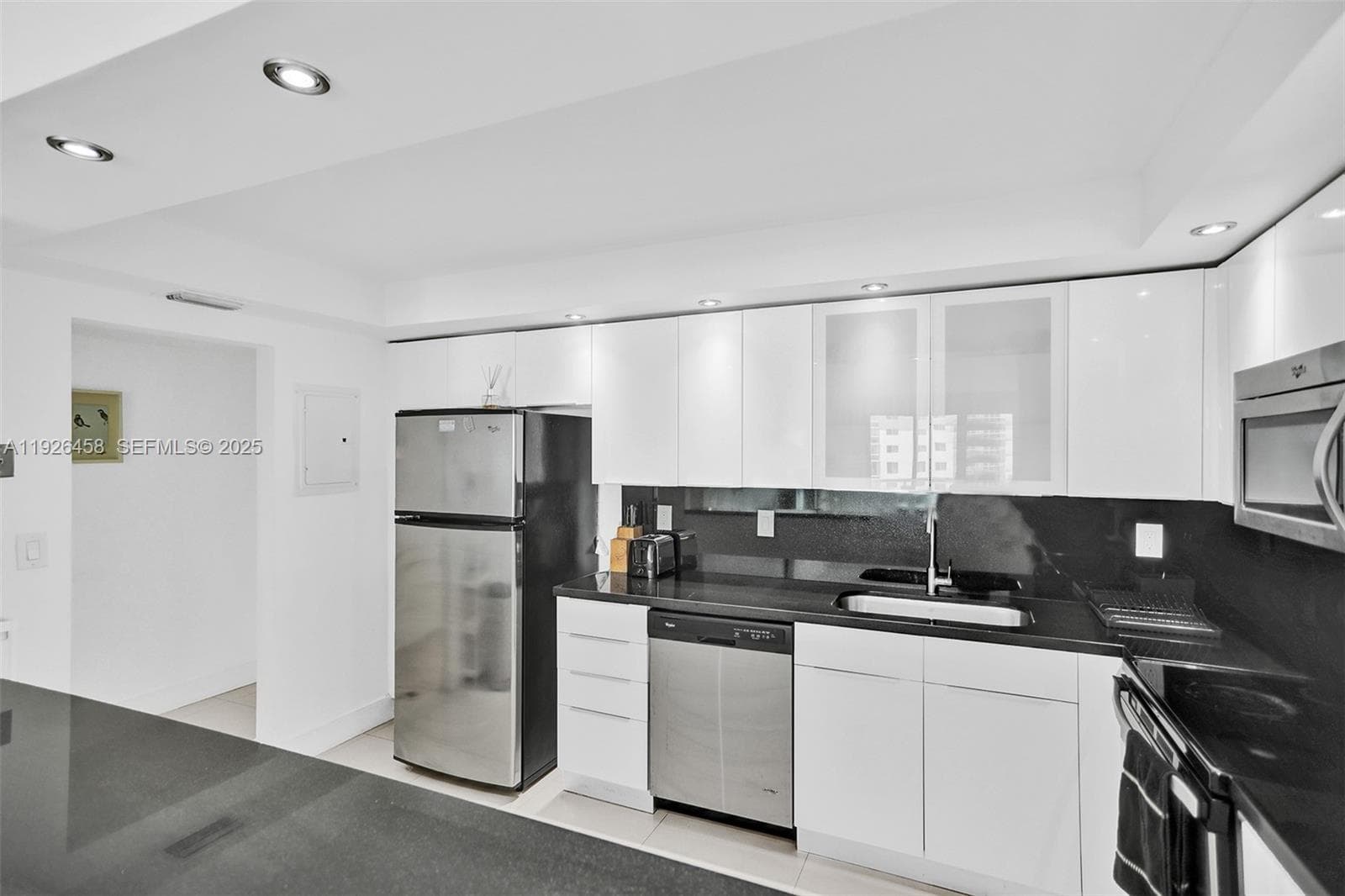 19370 Collins Ave # 1504, Sunny Isles Beach FL 33160 — 22