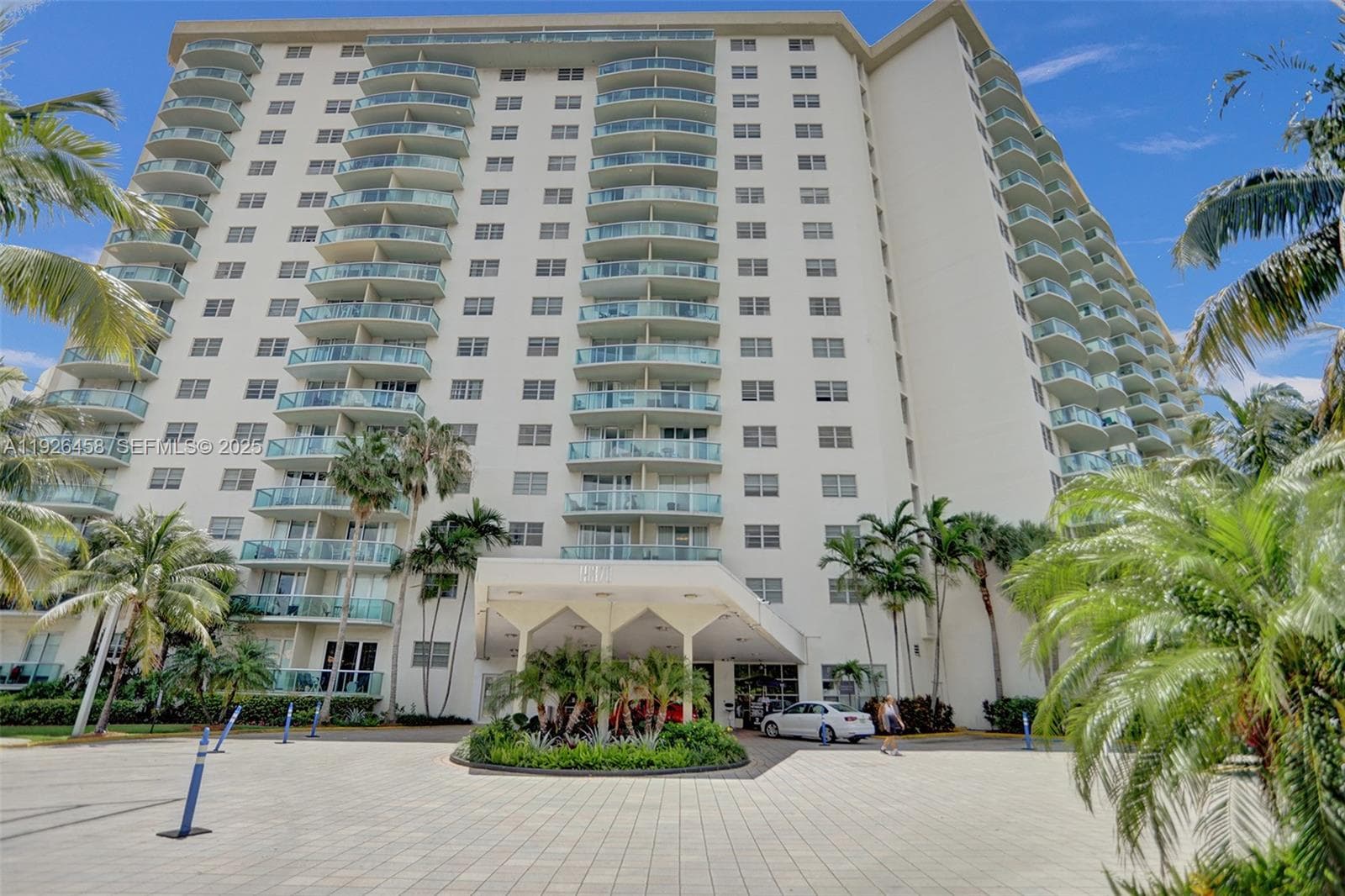 19370 Collins Ave # 1504, Sunny Isles Beach FL 33160 — 32