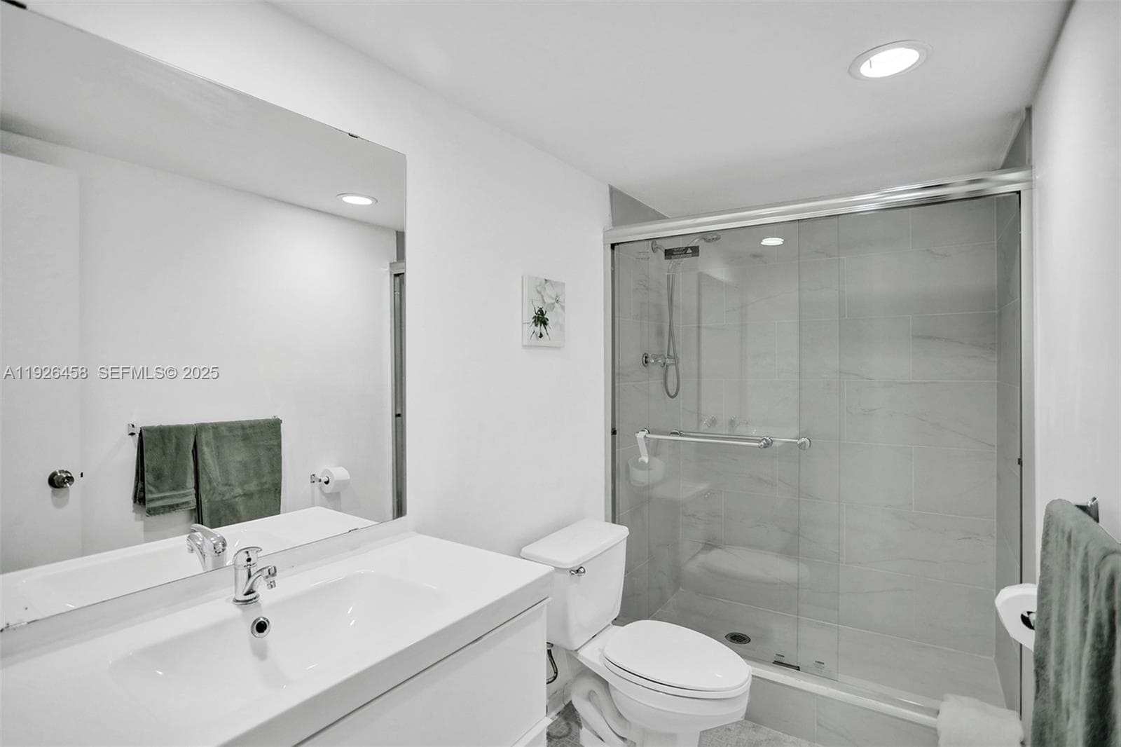 19370 Collins Ave # 1504, Sunny Isles Beach FL 33160 — 20