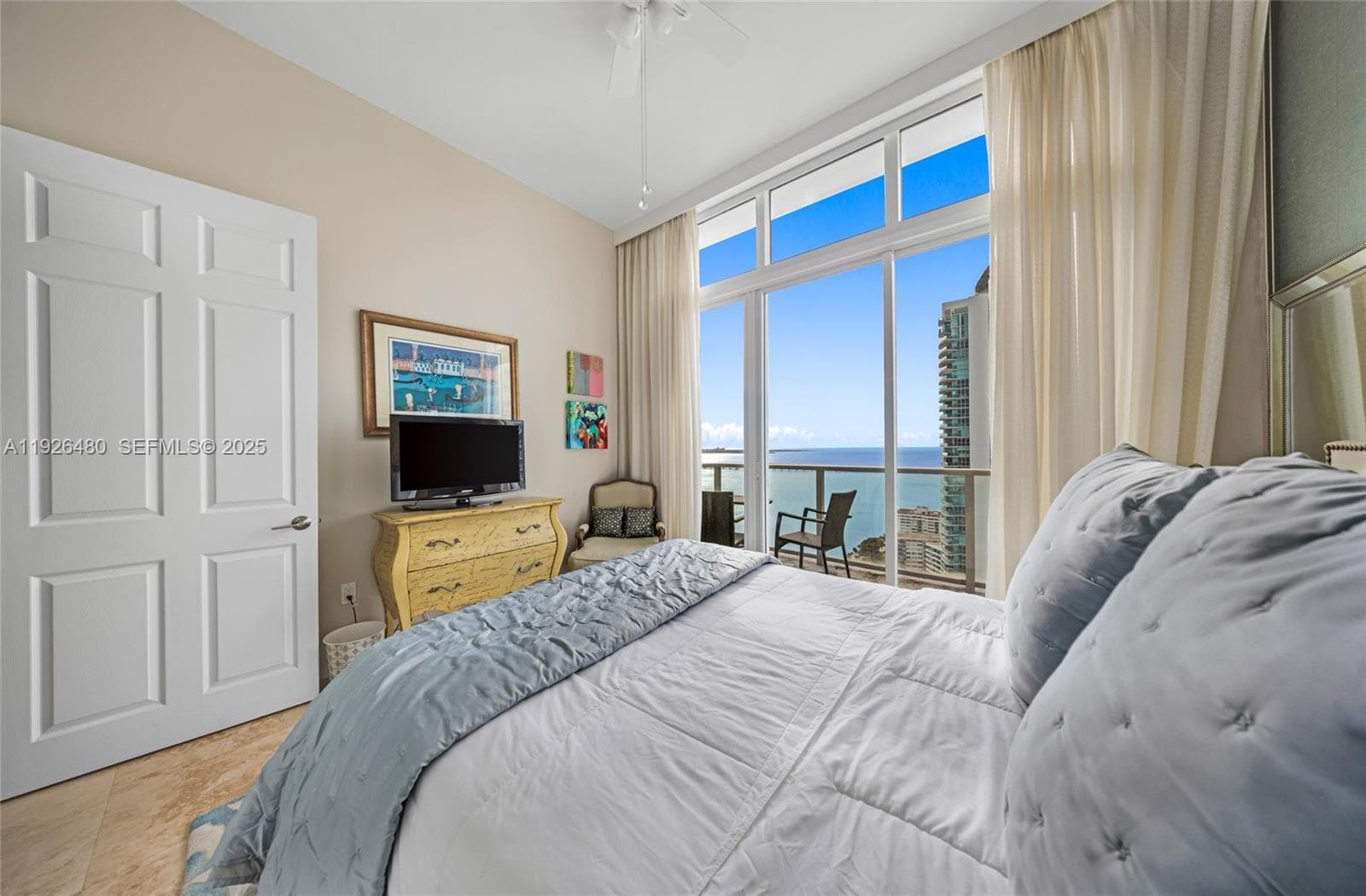 1155 Brickell Bay Dr, Miami FL 33131 — 22