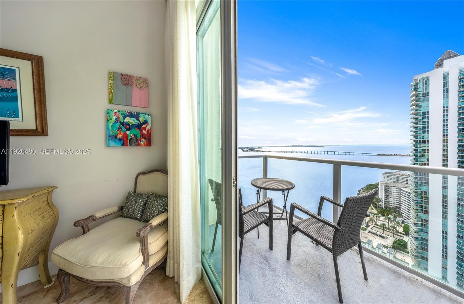 1155 Brickell Bay Dr, Miami FL 33131 — 30