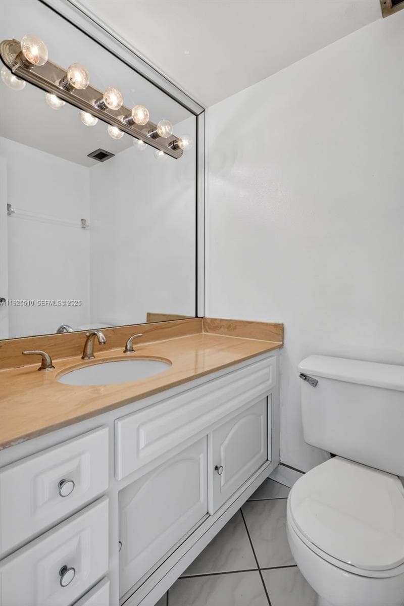 300 Bayview Dr # 202, Sunny Isles Beach FL 33160 — 13