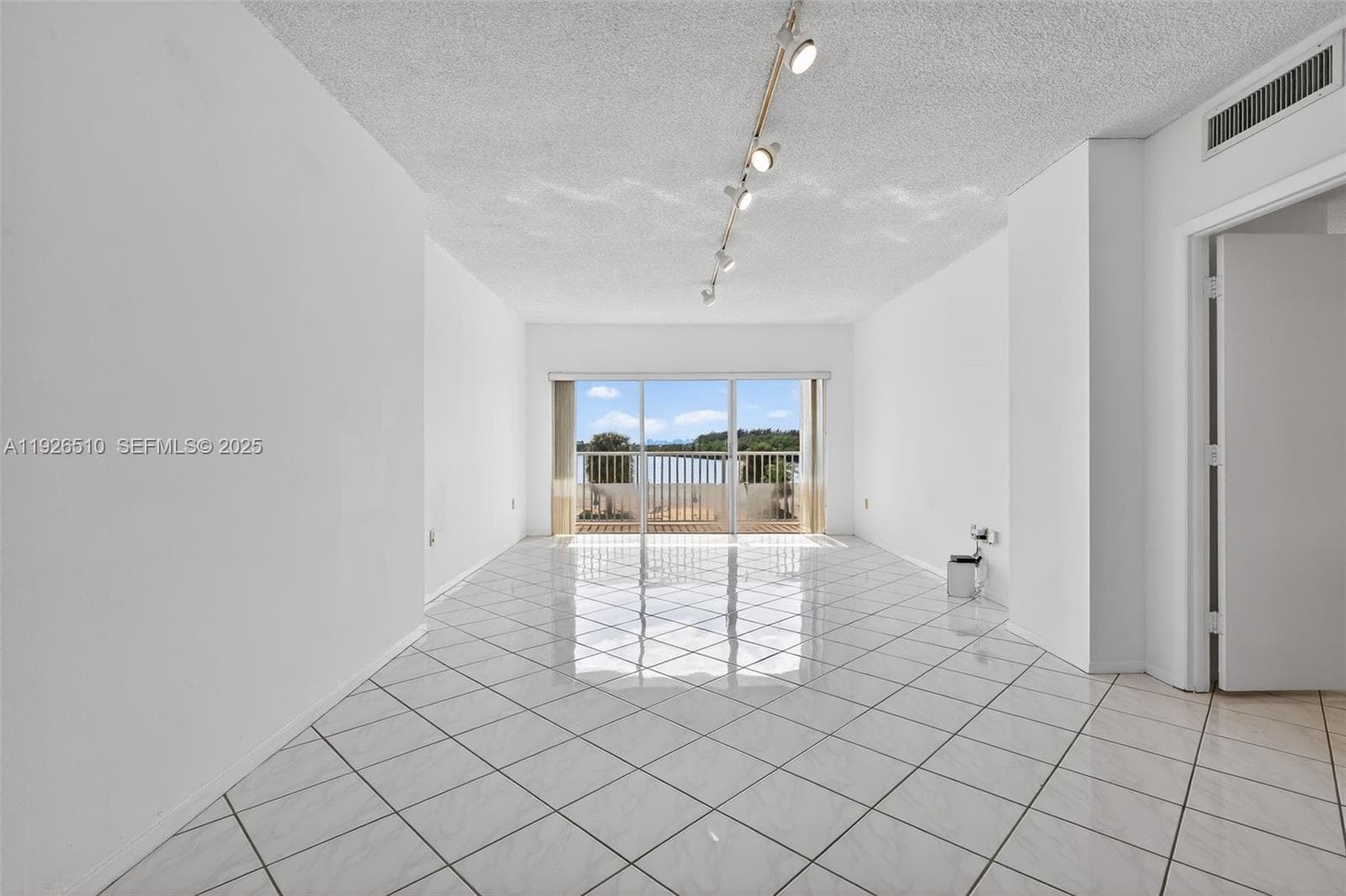 300 Bayview Dr # 202, Sunny Isles Beach FL 33160 — 7