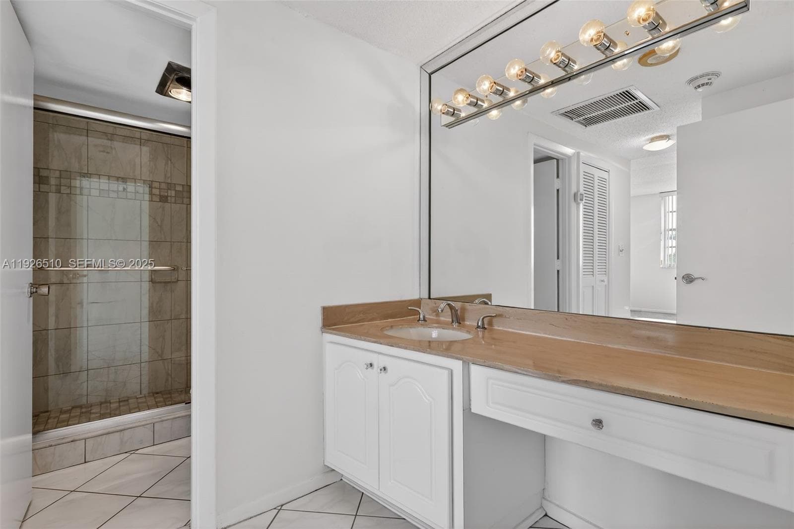 300 Bayview Dr # 202, Sunny Isles Beach FL 33160 — 11