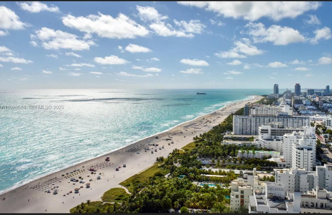 101 20th St # 3202, Miami Beach FL 33139 — 2