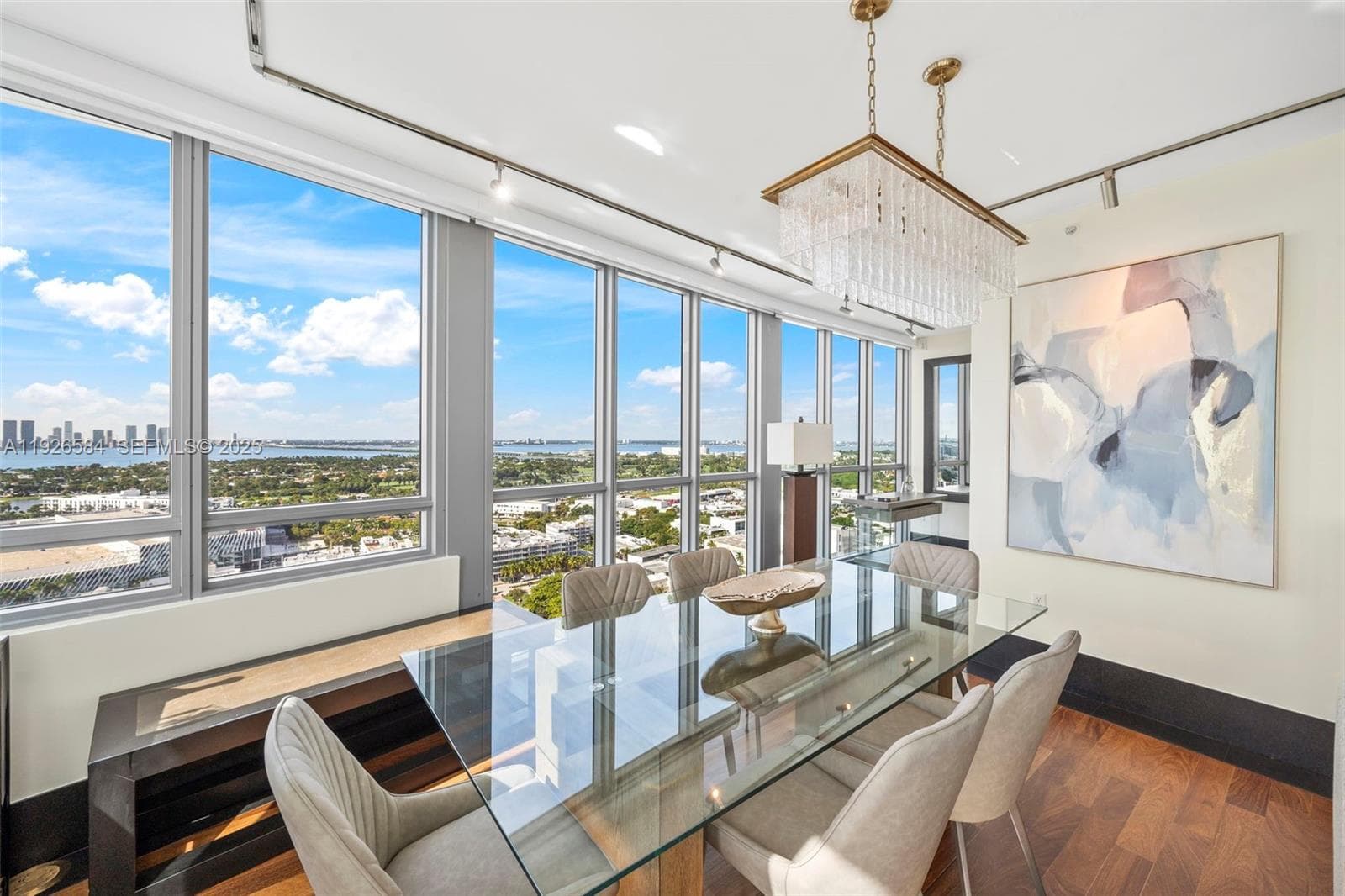 101 20th St # 3202, Miami Beach FL 33139 — 17