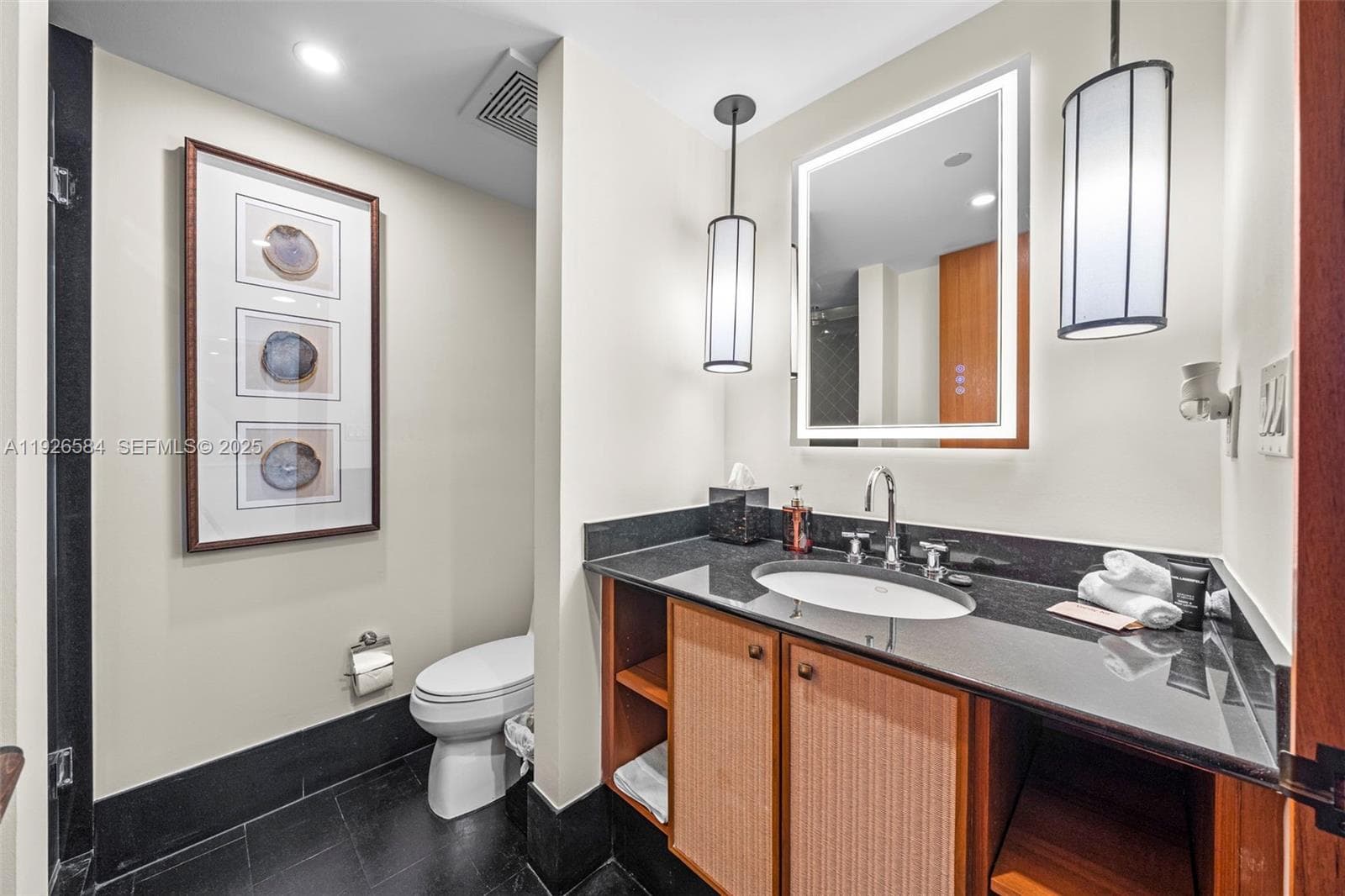 101 20th St # 3202, Miami Beach FL 33139 — 43