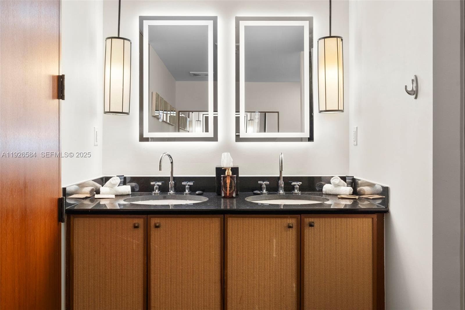 101 20th St # 3202, Miami Beach FL 33139 — 34
