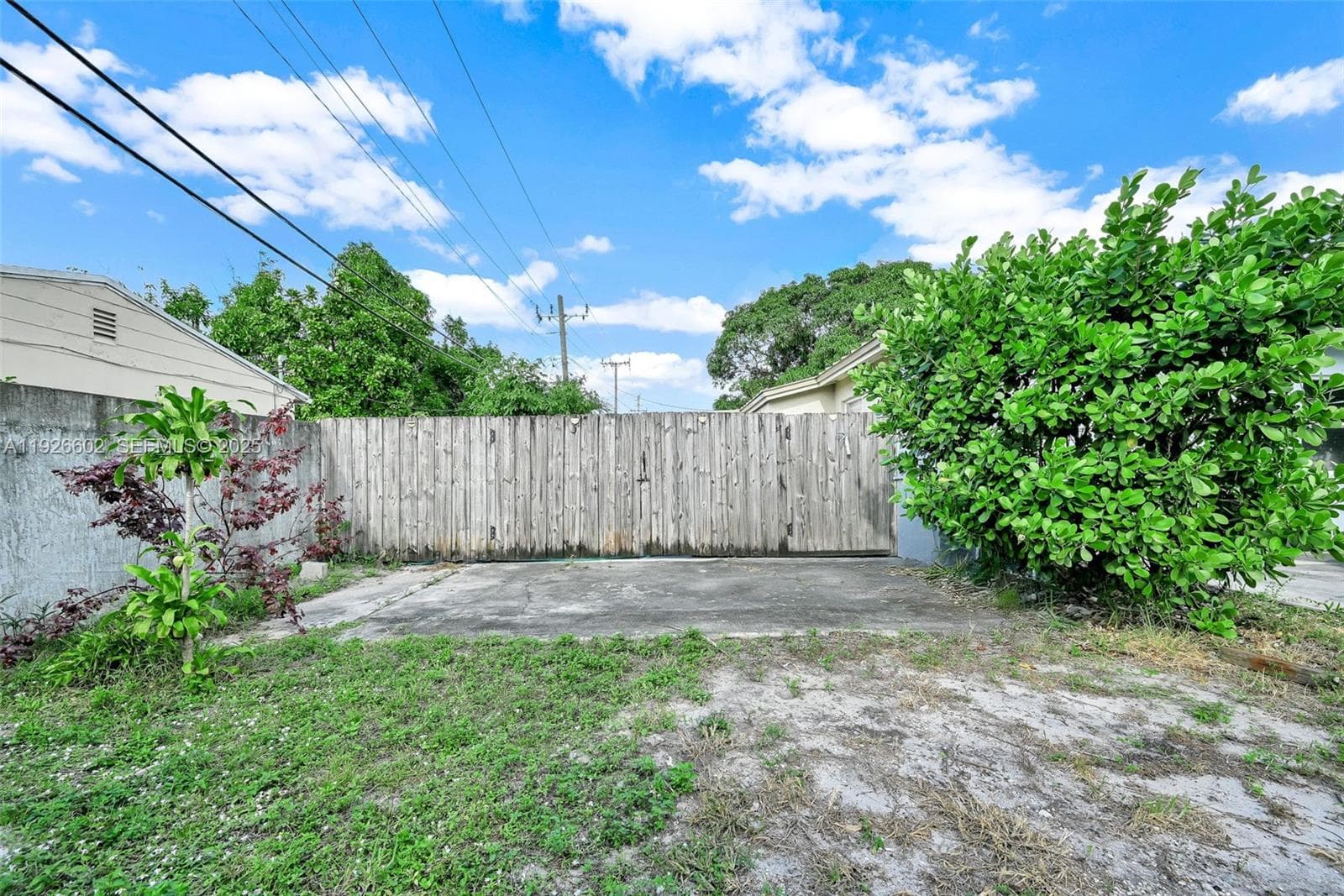 4020 E 10th Ave, Hialeah FL 33013 — 57