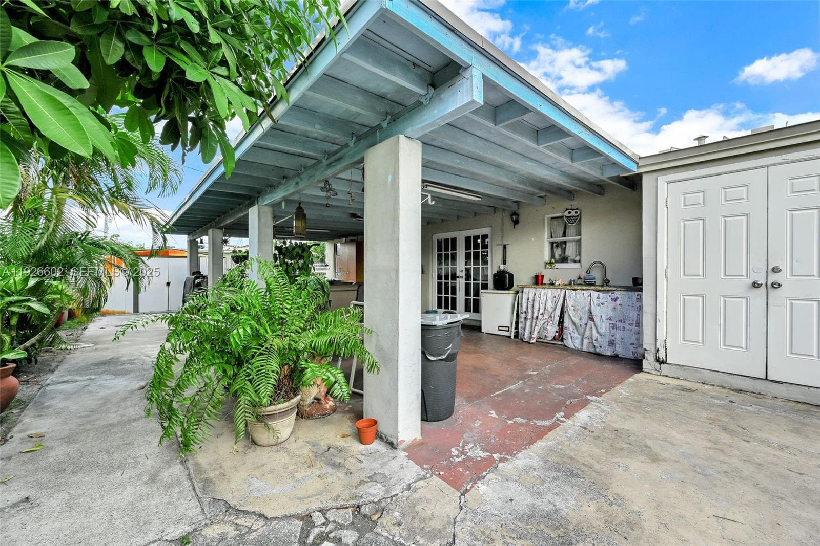 4020 E 10th Ave, Hialeah FL 33013 — 53
