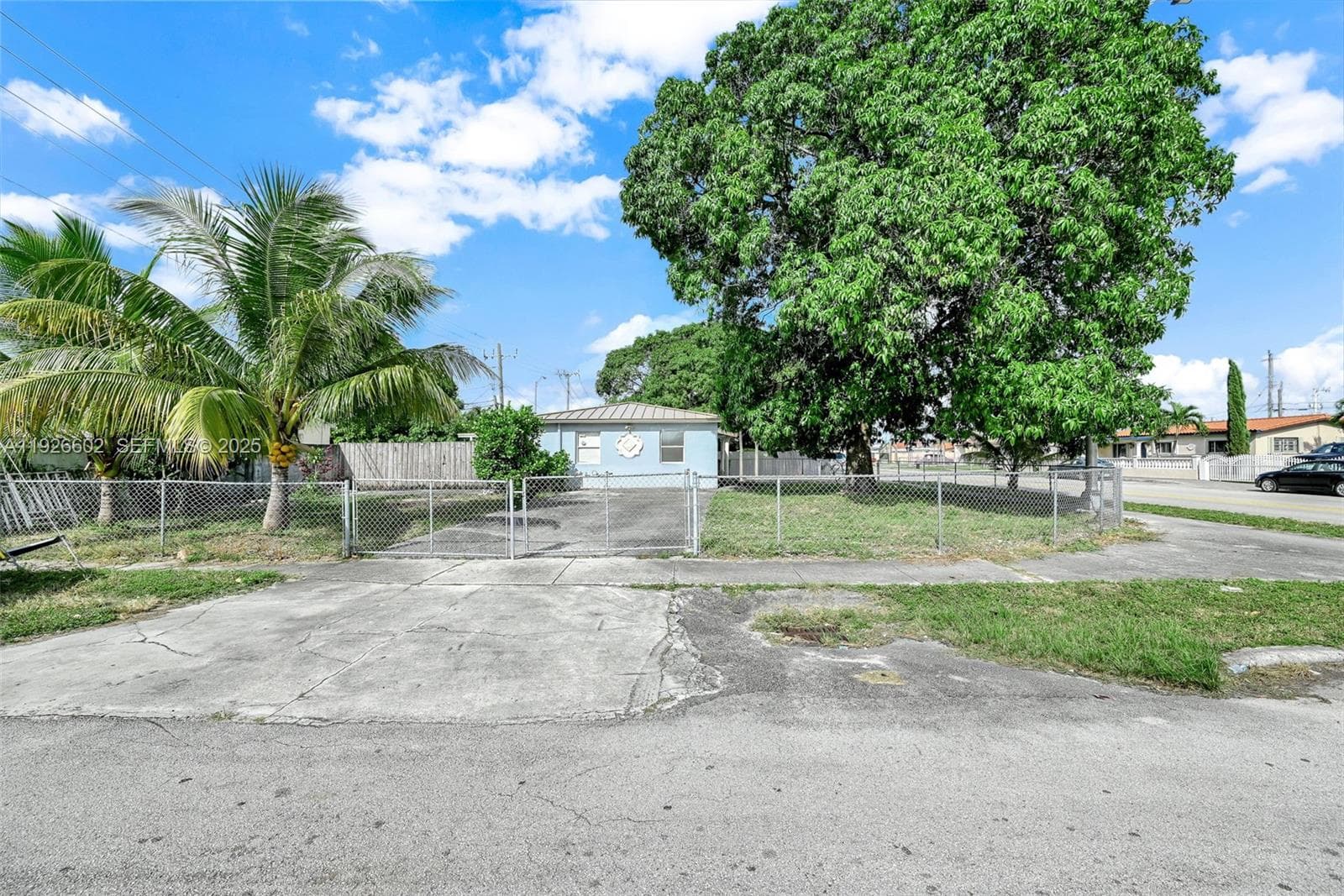 4020 E 10th Ave, Hialeah FL 33013 — 3