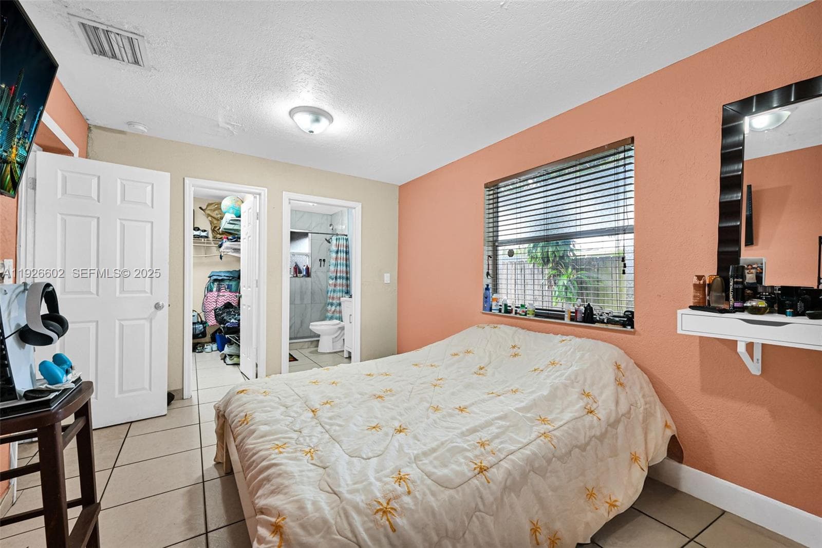 4020 E 10th Ave, Hialeah FL 33013 — 38