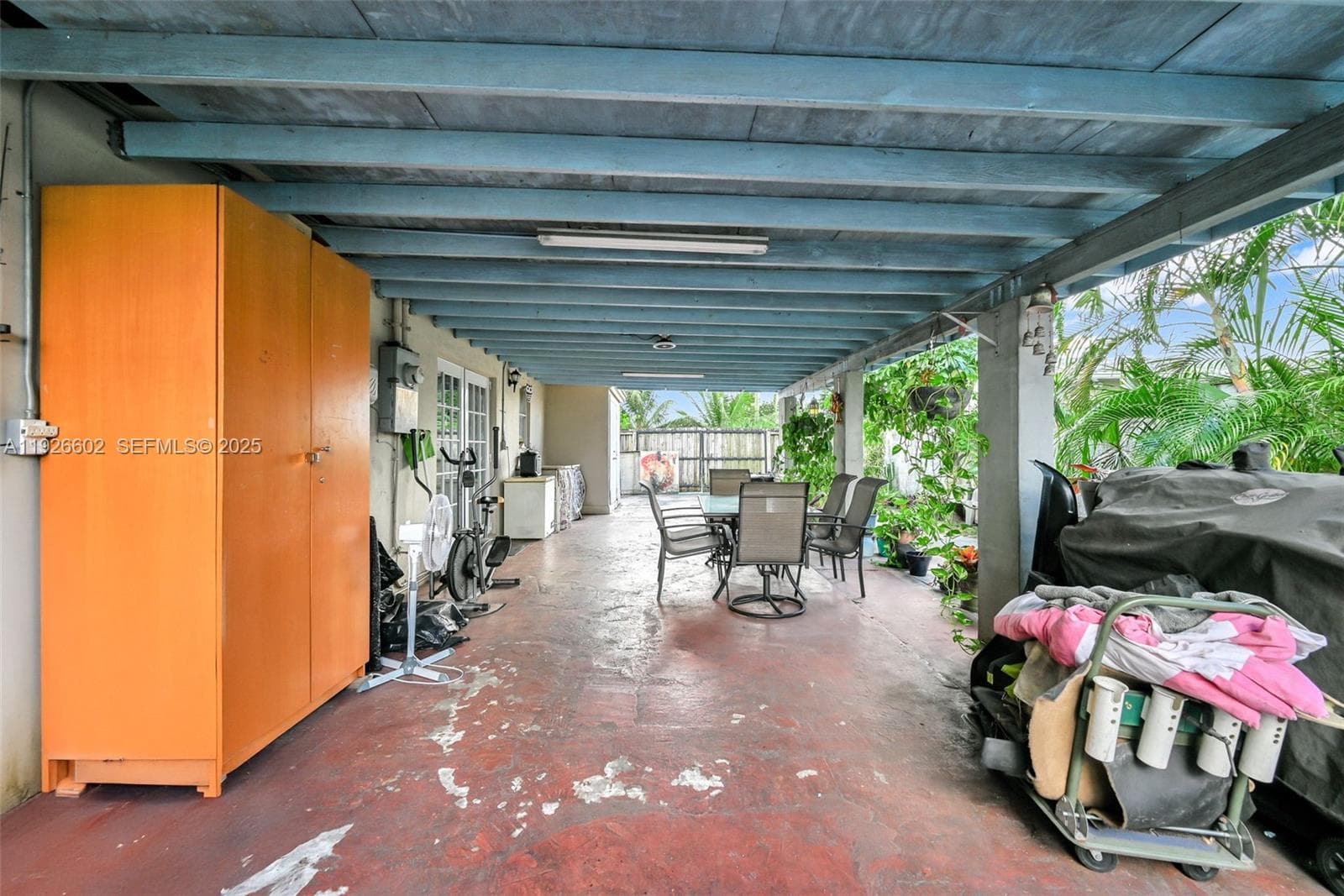4020 E 10th Ave, Hialeah FL 33013 — 51