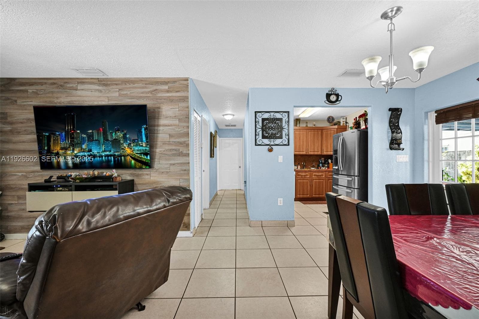 4020 E 10th Ave, Hialeah FL 33013 — 15