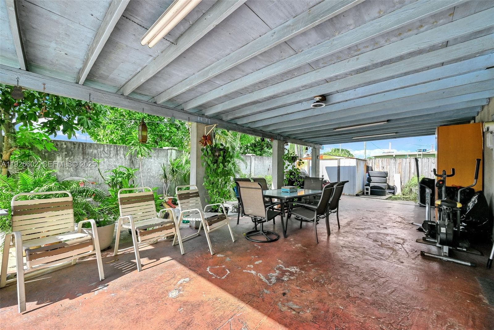 4020 E 10th Ave, Hialeah FL 33013 — 48