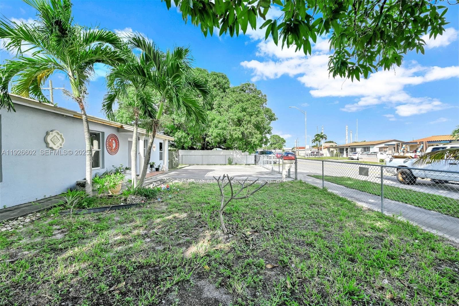 4020 E 10th Ave, Hialeah FL 33013 — 8