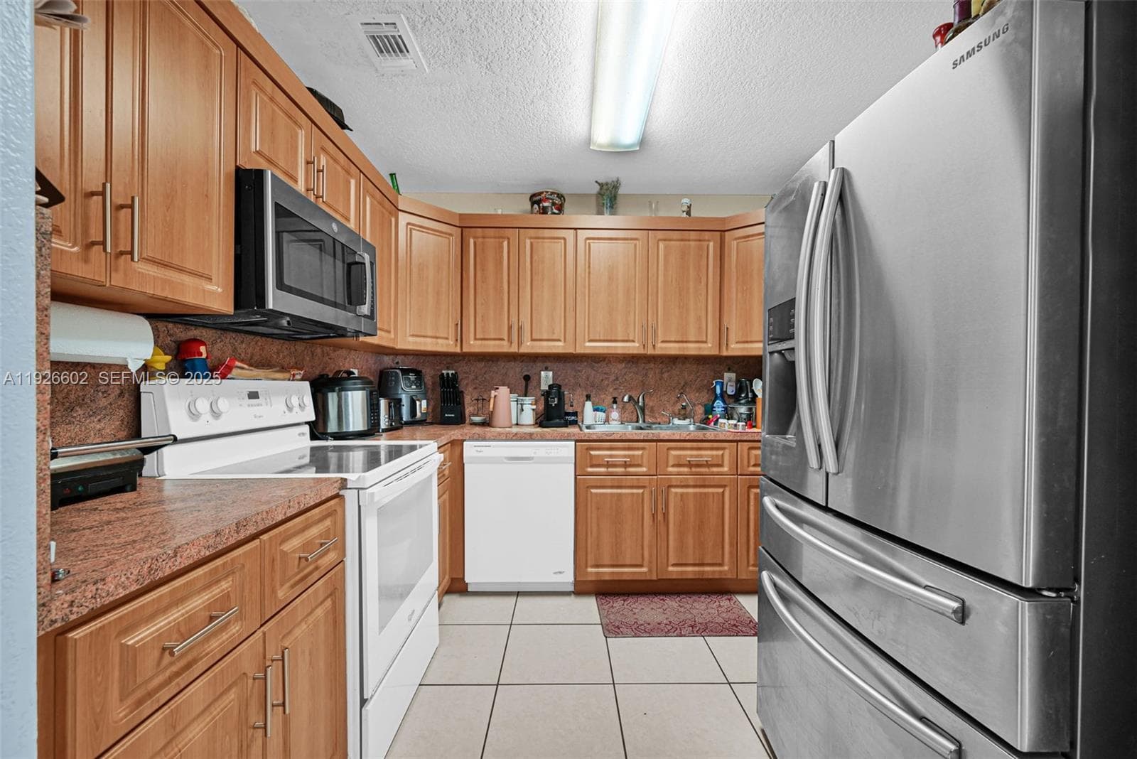 4020 E 10th Ave, Hialeah FL 33013 — 21