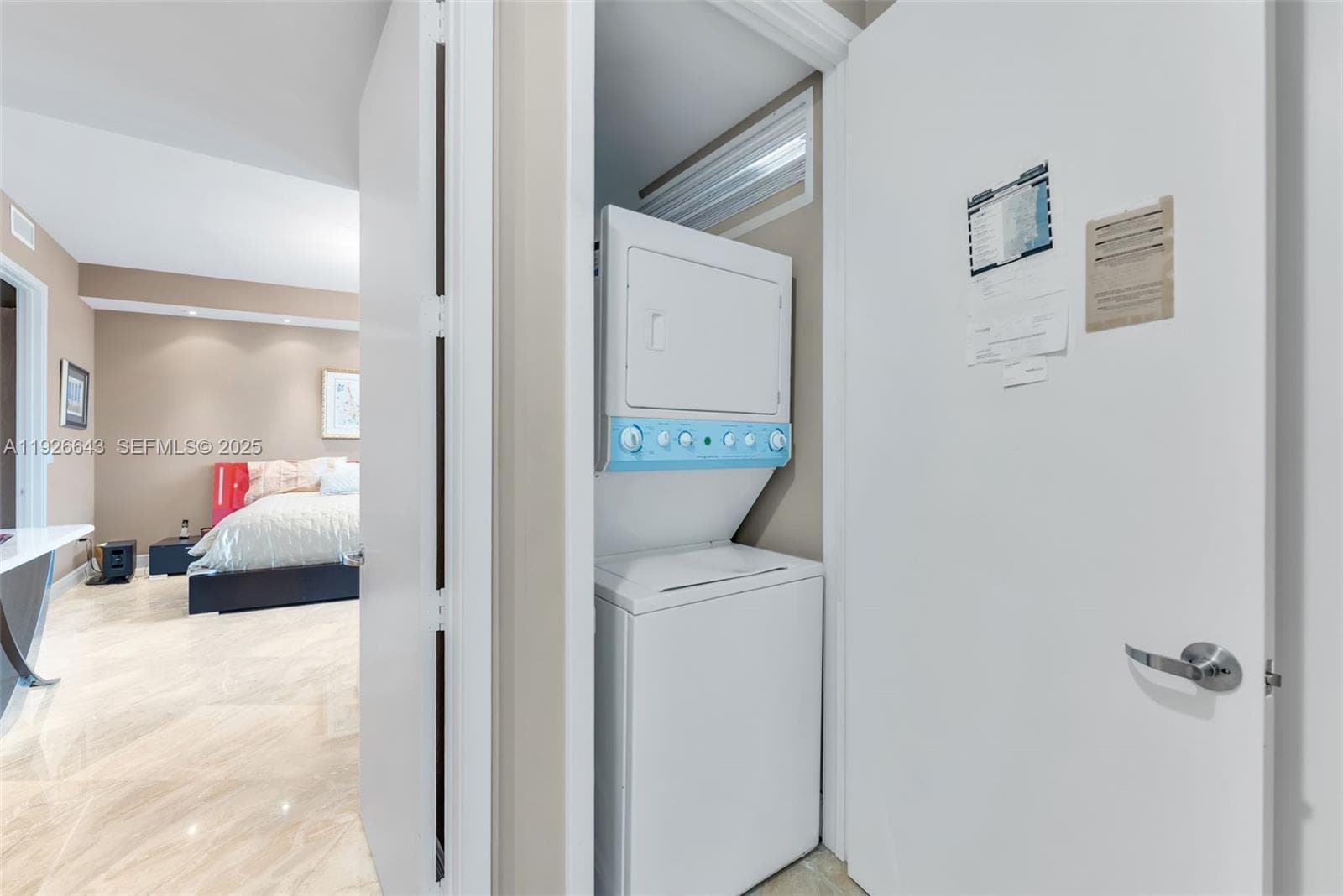 18201 Collins Ave # 3907, Sunny Isles Beach FL 33160 — 23