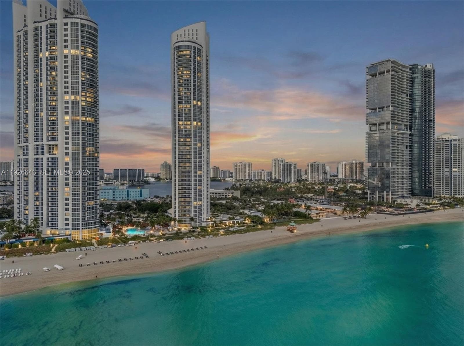 18201 Collins Ave # 3907, Sunny Isles Beach FL 33160 — 32