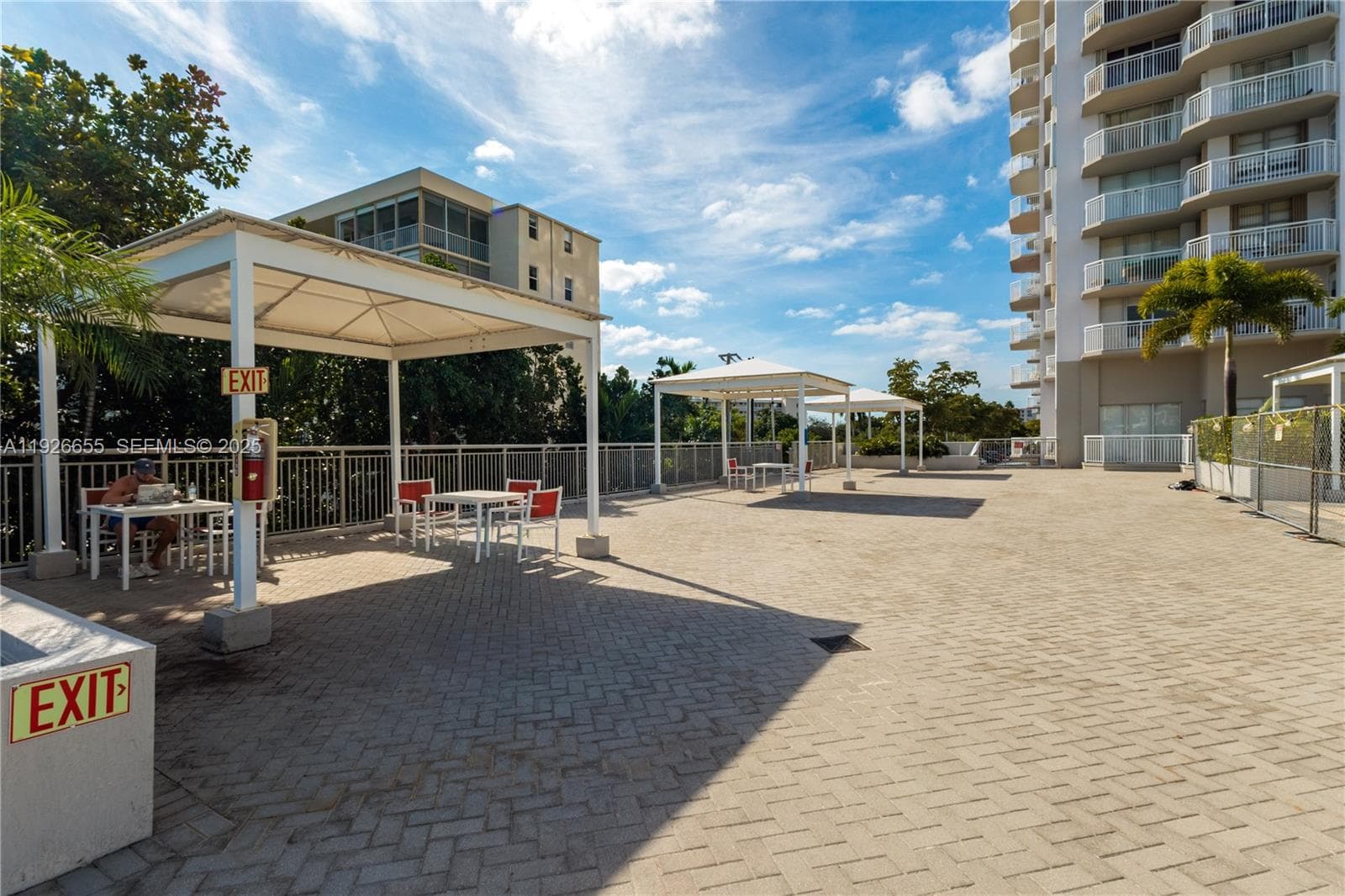 18011 Biscayne Blvd # 1501, Aventura FL 33160 — 46