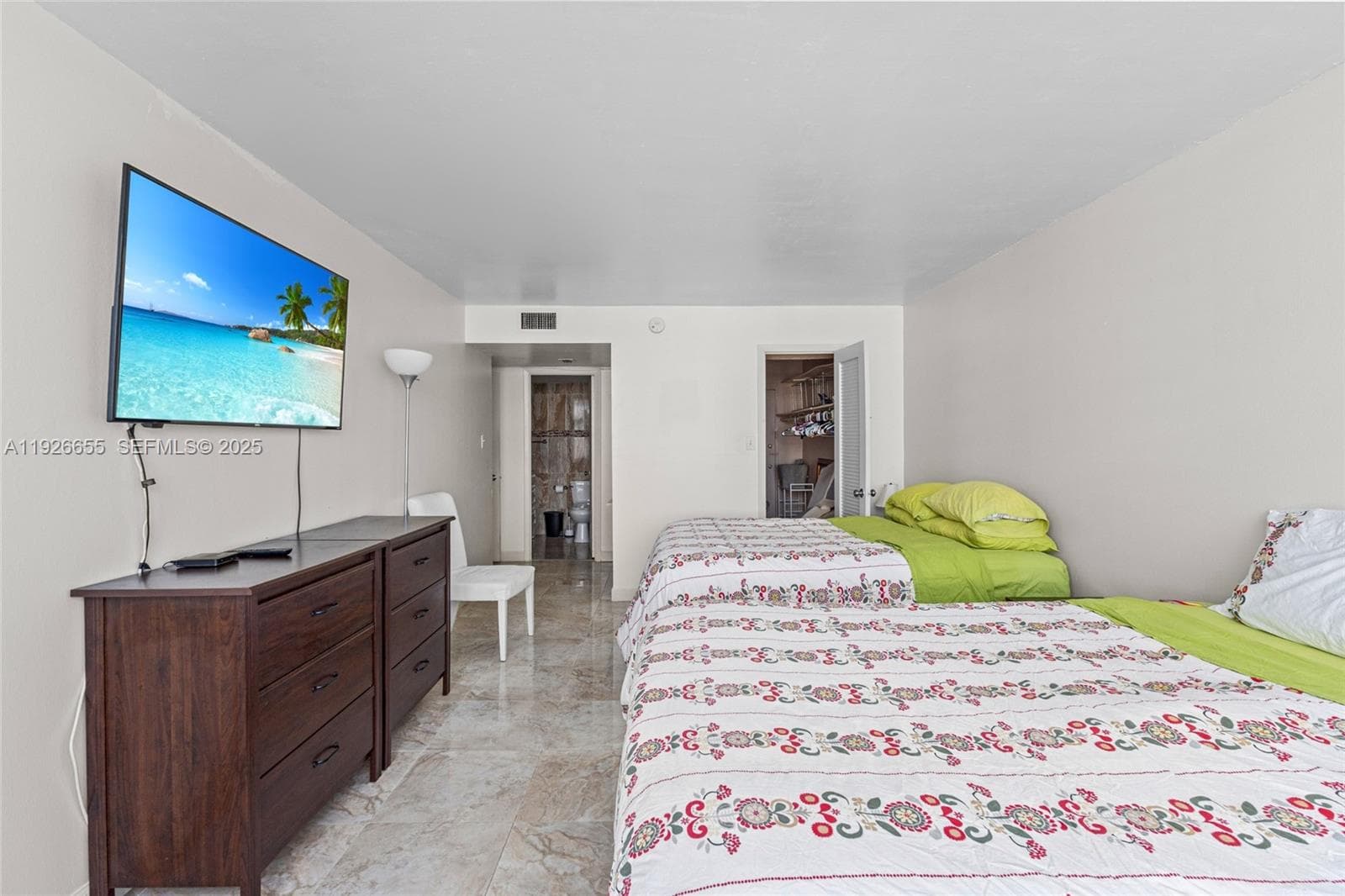 18011 Biscayne Blvd # 1501, Aventura FL 33160 — 26