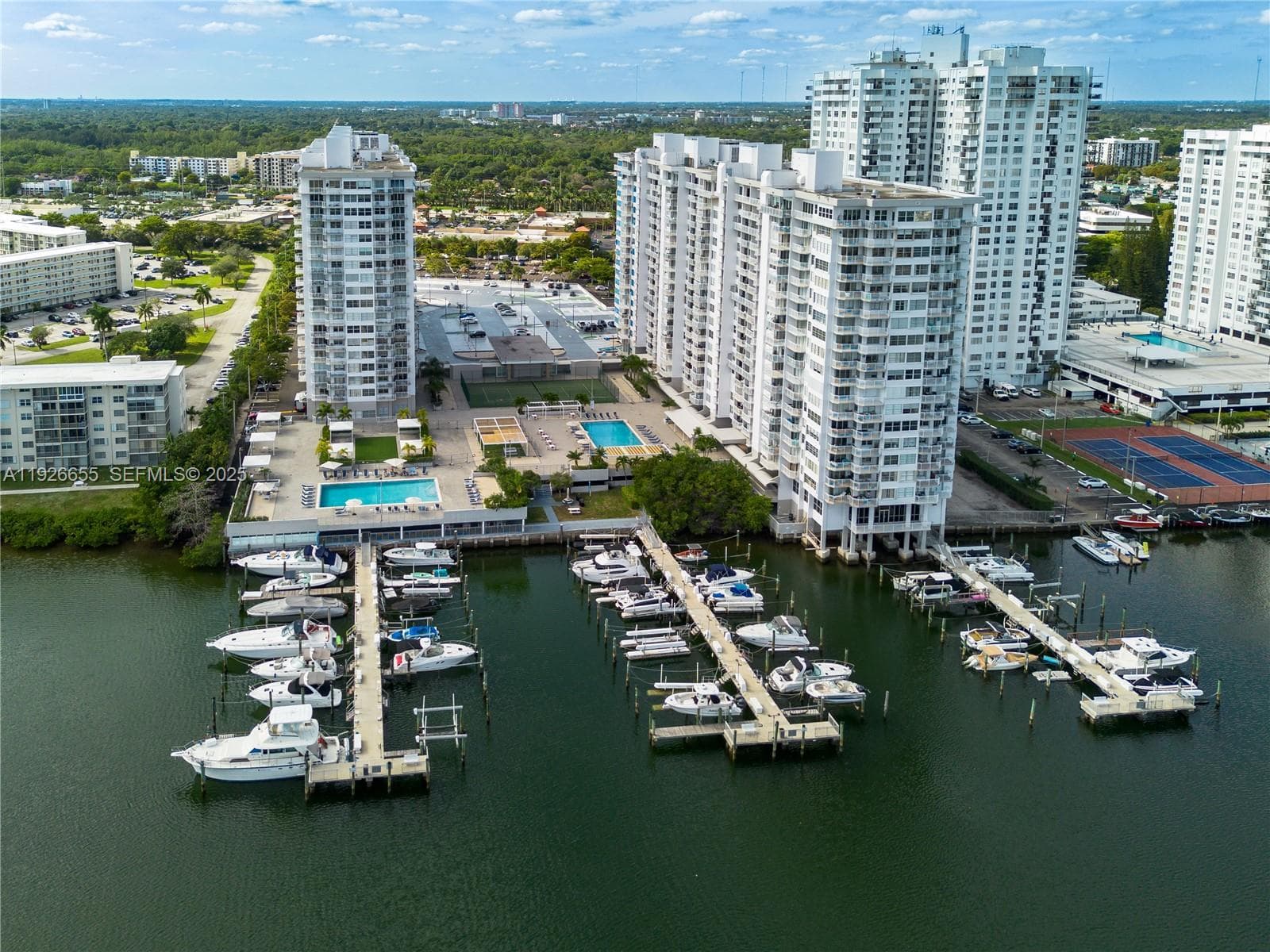 18011 Biscayne Blvd # 1501, Aventura FL 33160 — 61