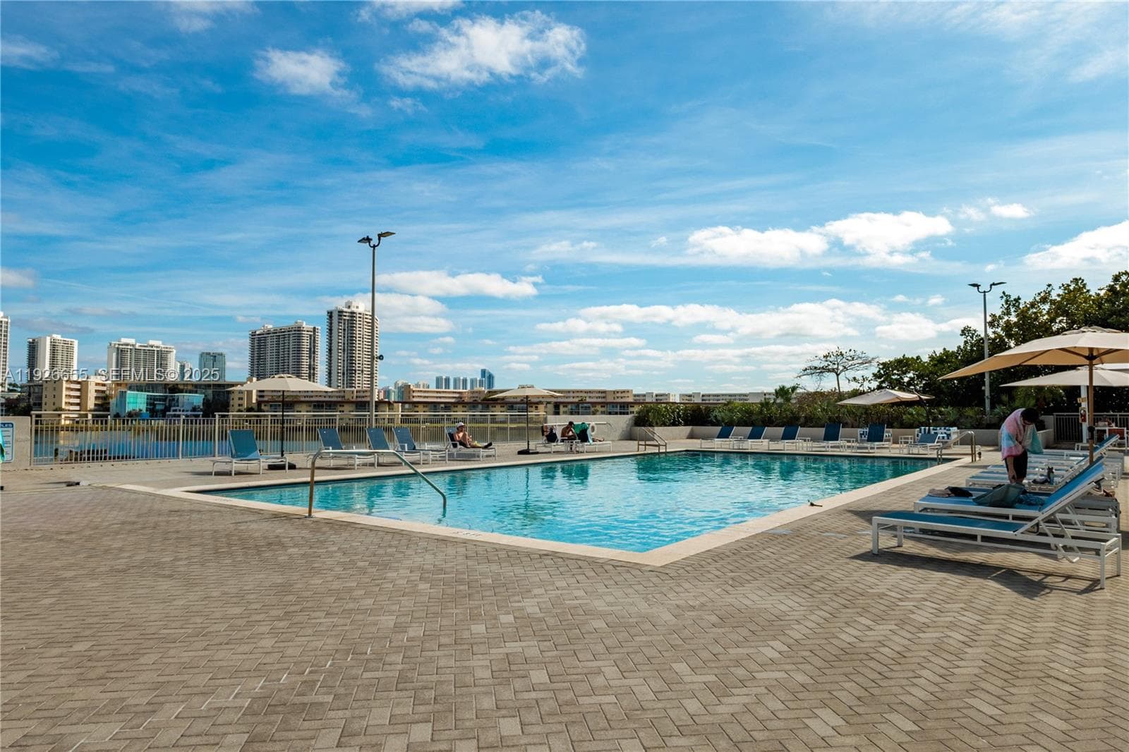 18011 Biscayne Blvd # 1501, Aventura FL 33160 — 45