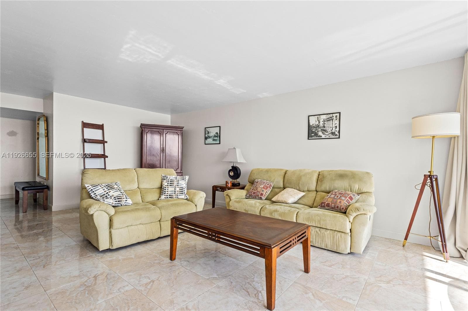 18011 Biscayne Blvd # 1501, Aventura FL 33160 — 15