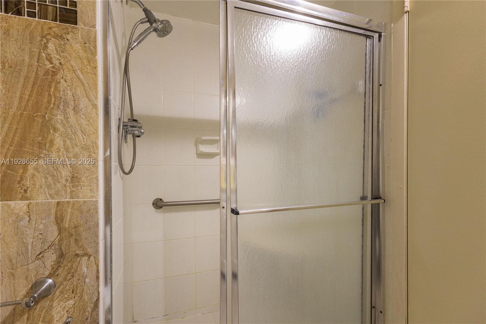 18011 Biscayne Blvd # 1501, Aventura FL 33160 — 40