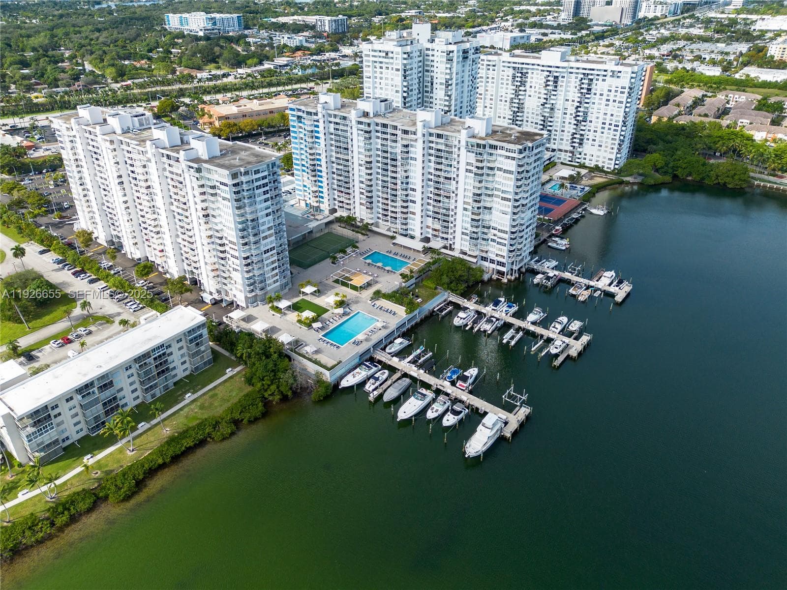 18011 Biscayne Blvd # 1501, Aventura FL 33160 — 60