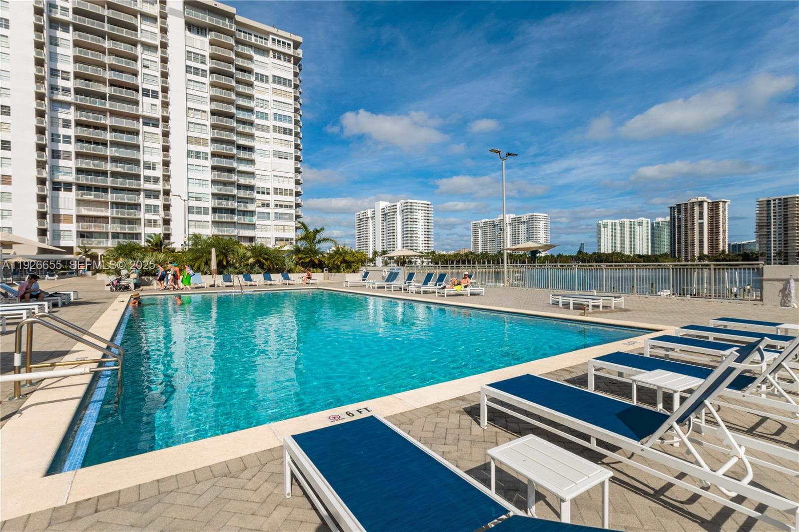 18011 Biscayne Blvd # 1501, Aventura FL 33160 — 4