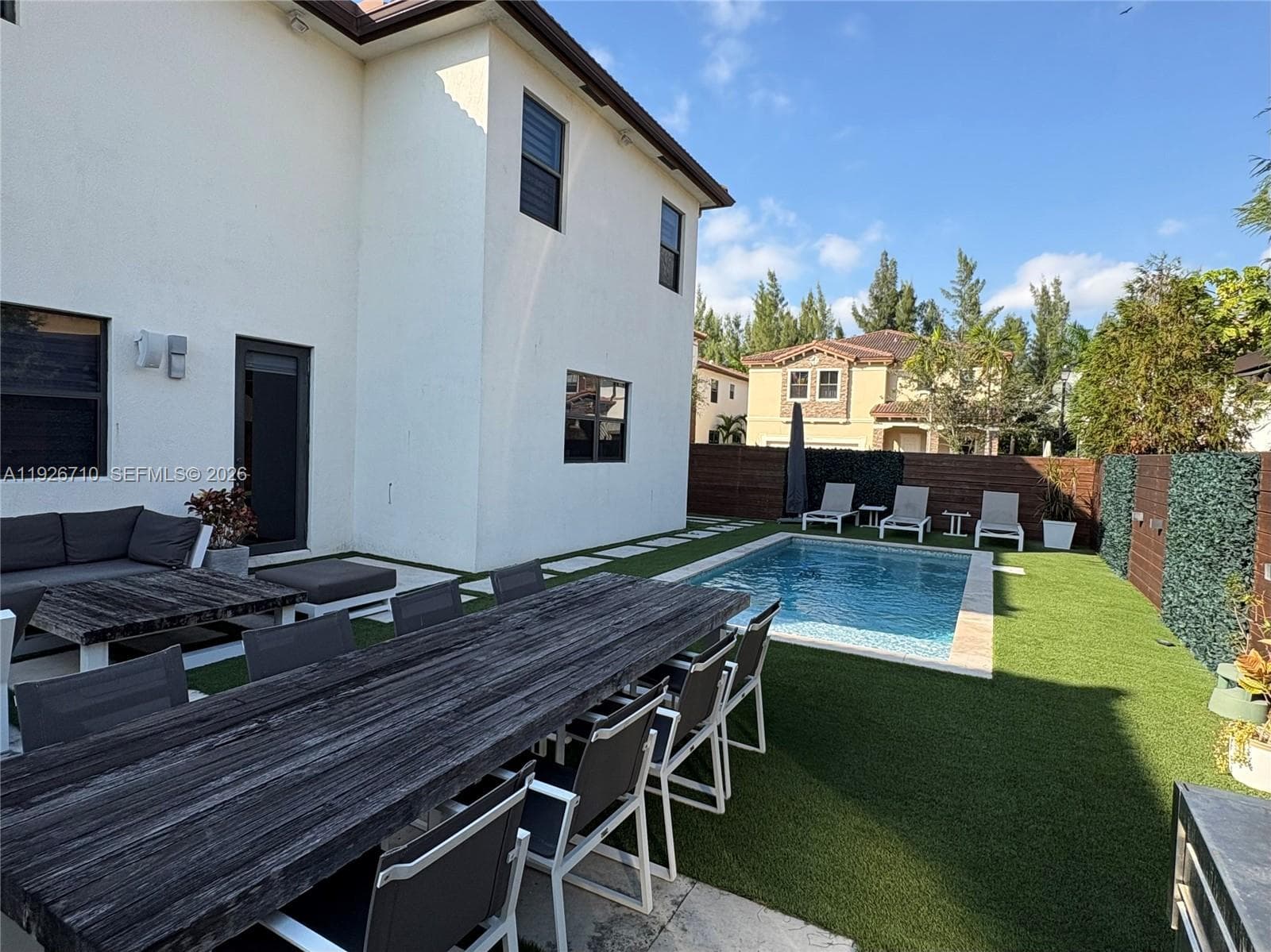 8925 NW 99th Ct, Doral FL 33178 — 21