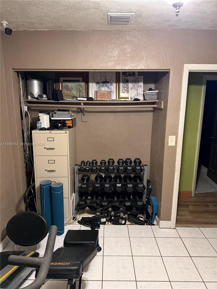 2926 NW 191st Ln, Miami Gardens FL 33056 — 42