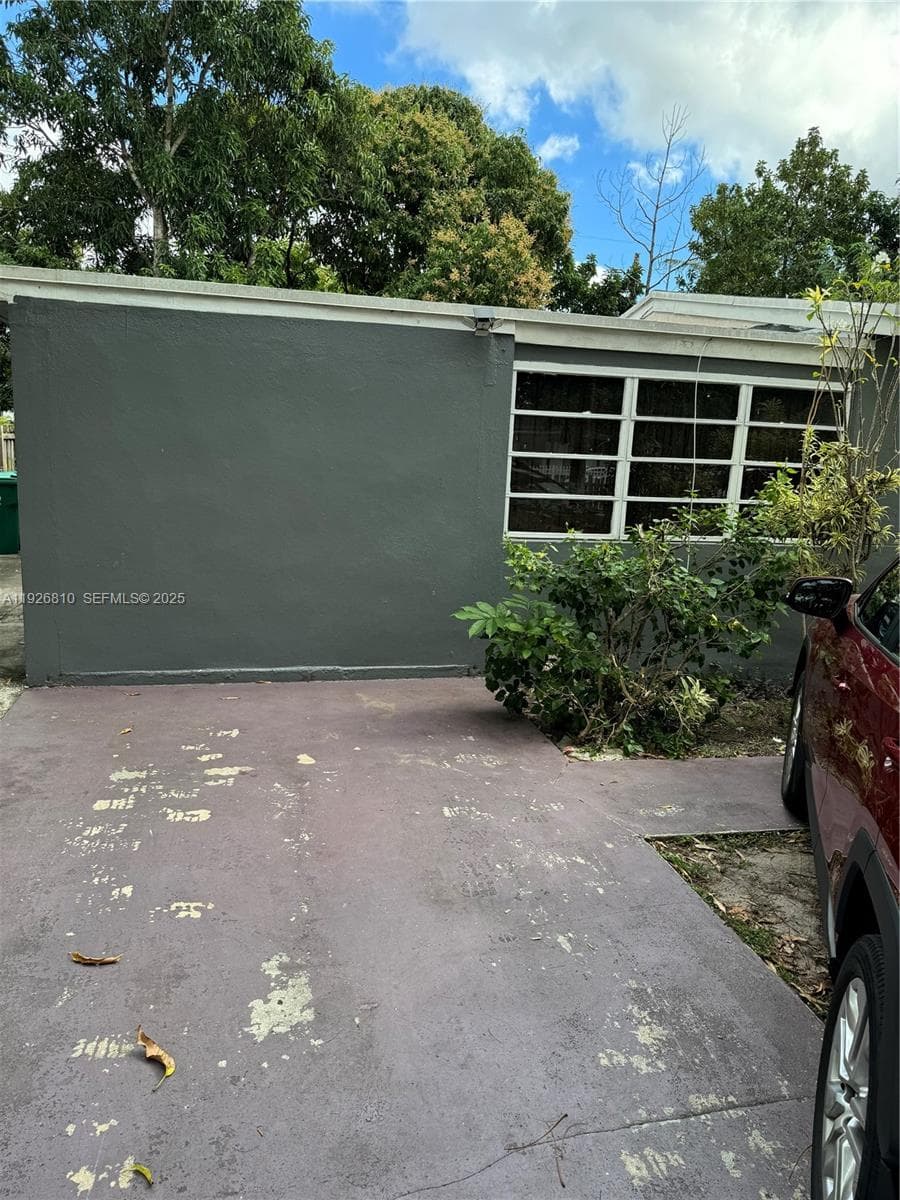 17971 NW 4th Ave, Miami Gardens FL 33169 — 2