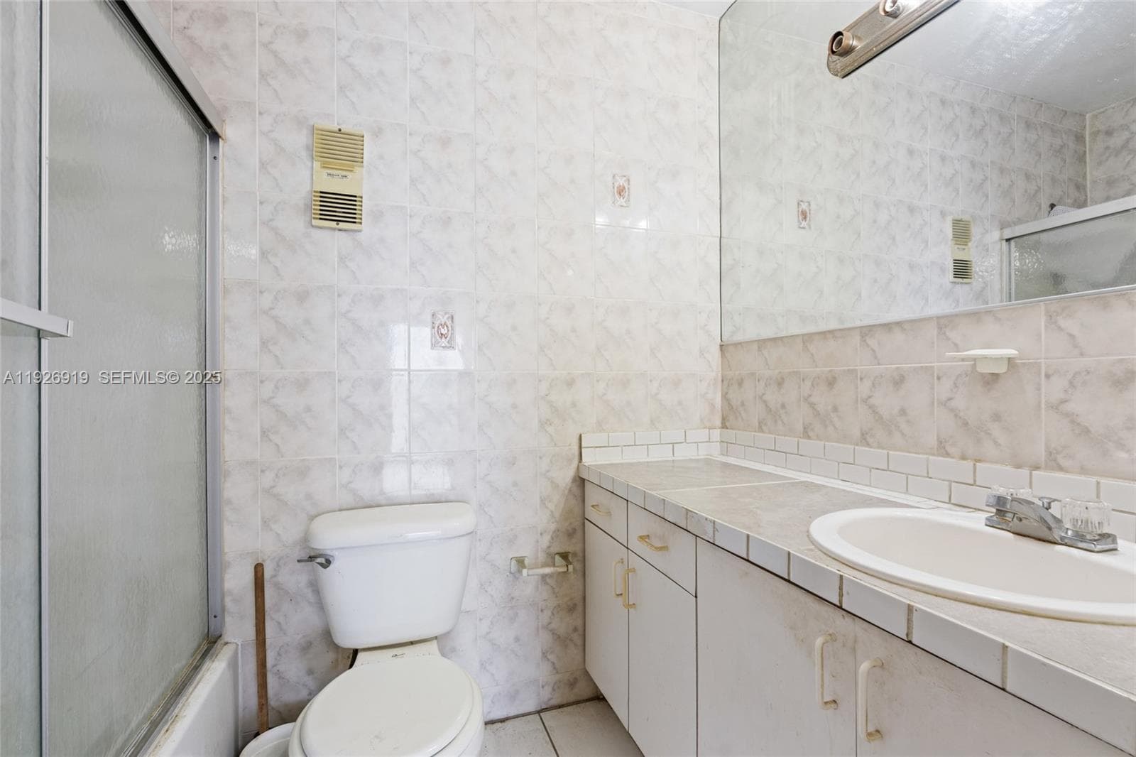 17051 NE 35th Ave # 301, North Miami Beach FL 33160 — 17