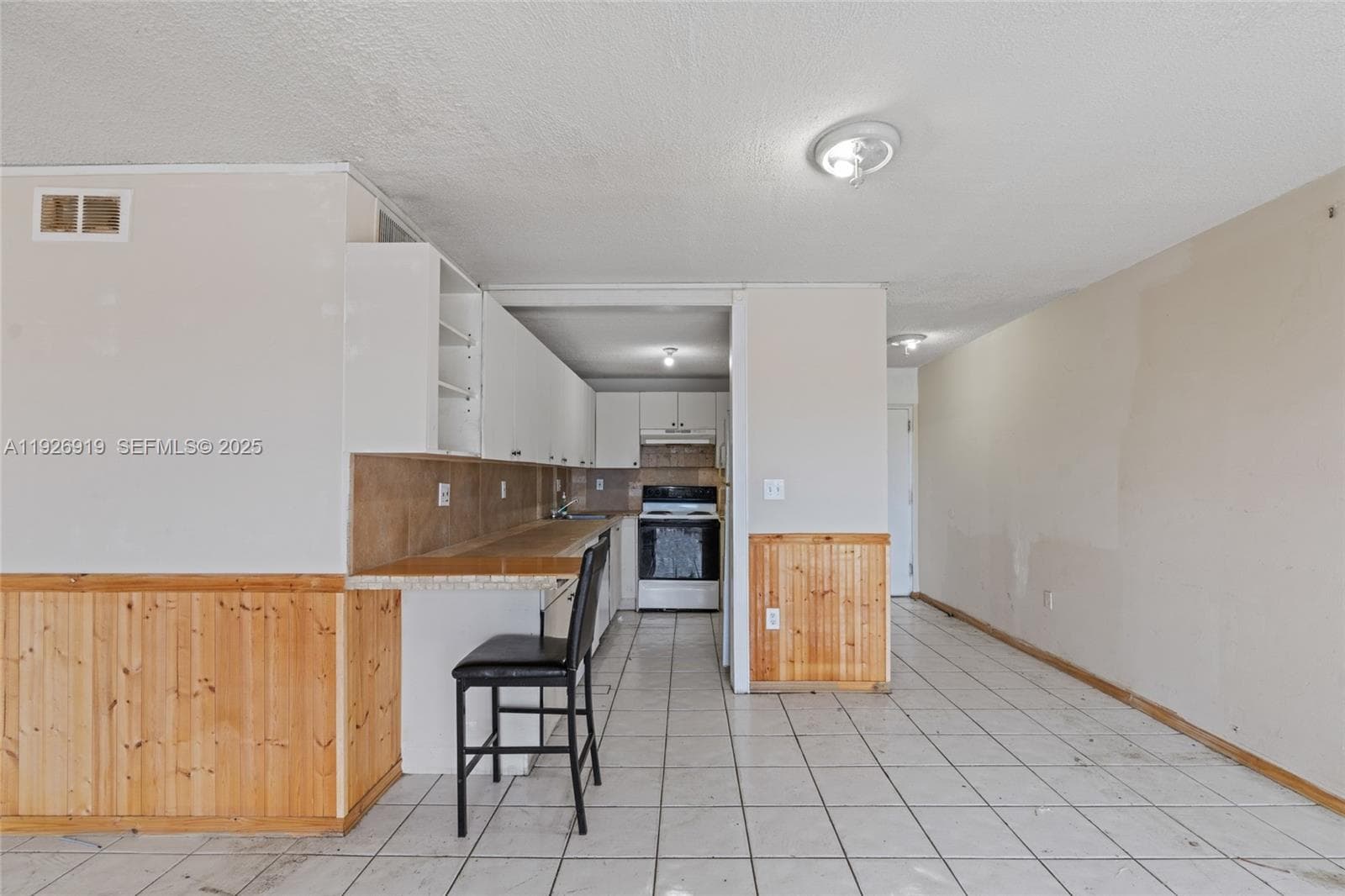 17051 NE 35th Ave # 301, North Miami Beach FL 33160 — 10