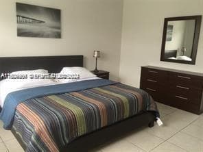 250 S Shore Dr # 5, Miami Beach FL 33141 — 3