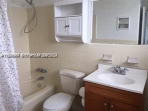 250 S Shore Dr # 5, Miami Beach FL 33141 — 4