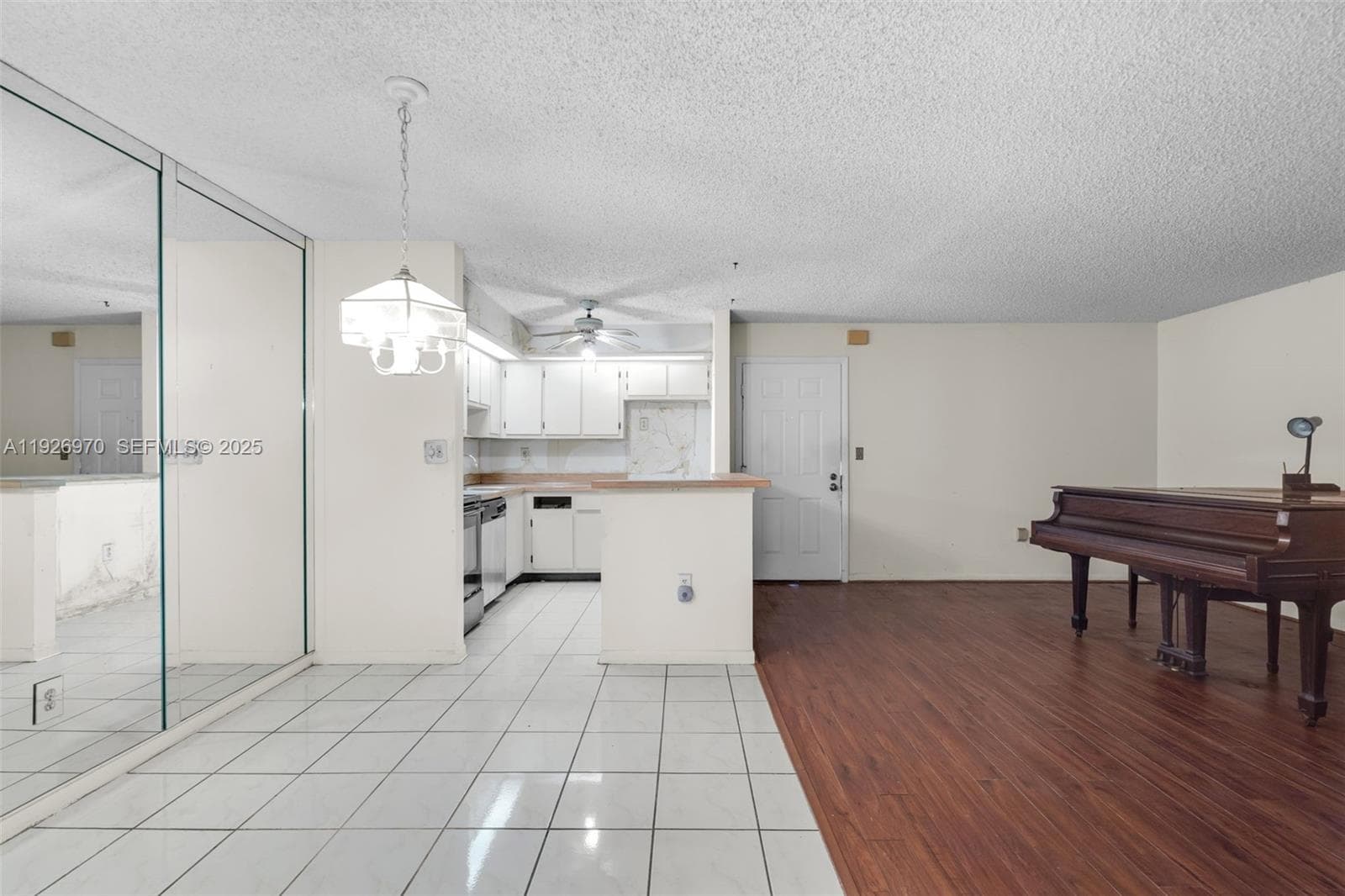 907 NE 199th St # 101, Miami FL 33179 — 12