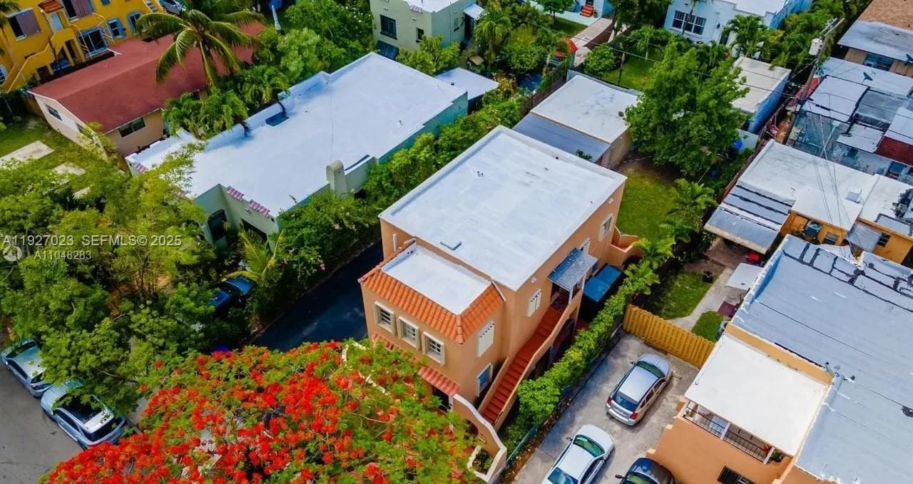 1872 SW 9th St, Miami FL 33135 — 47
