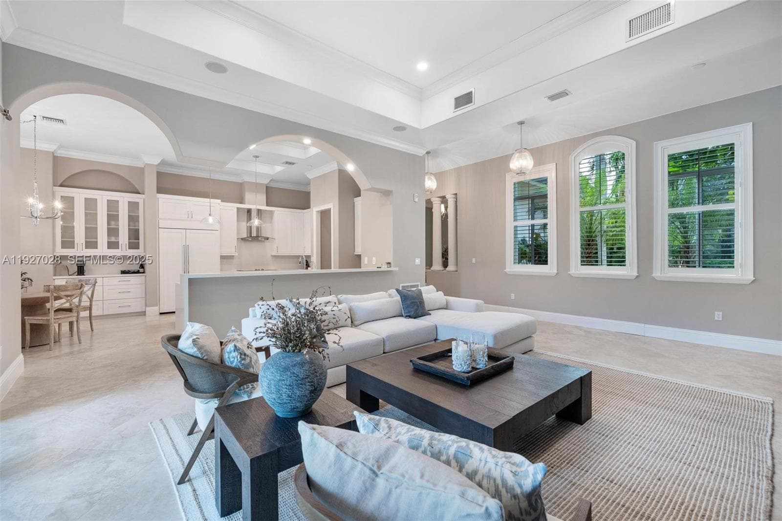 6890 SW 94th St, Pinecrest FL 33156 — 27