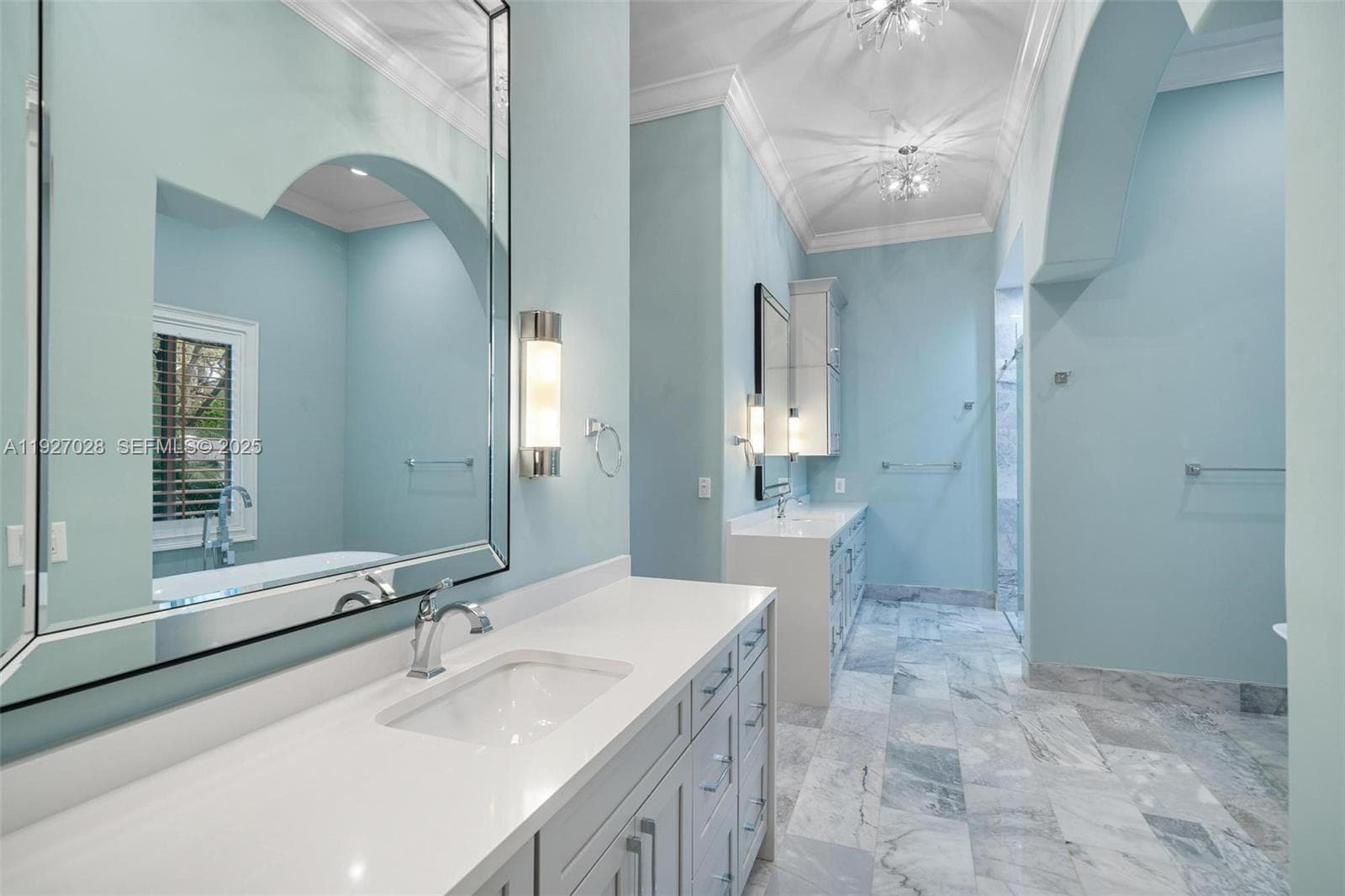 6890 SW 94th St, Pinecrest FL 33156 — 47