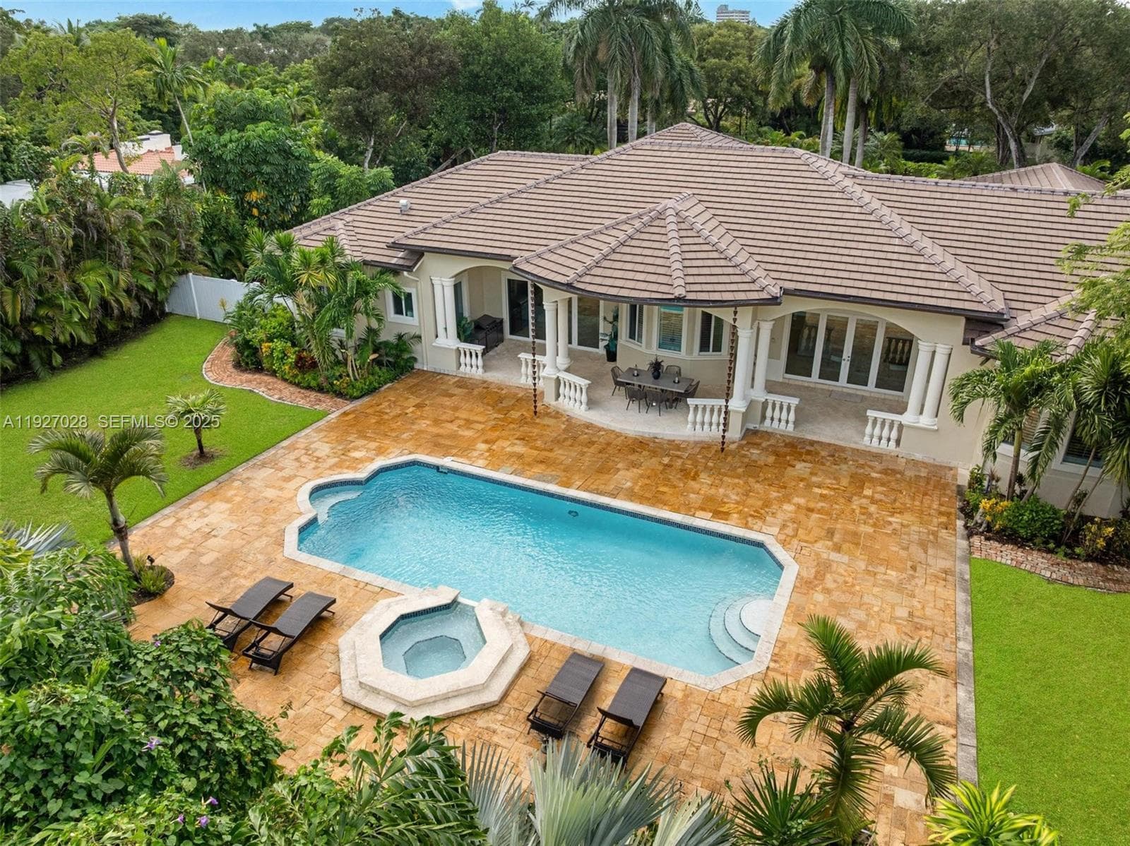 6890 SW 94th St, Pinecrest FL 33156 — 1